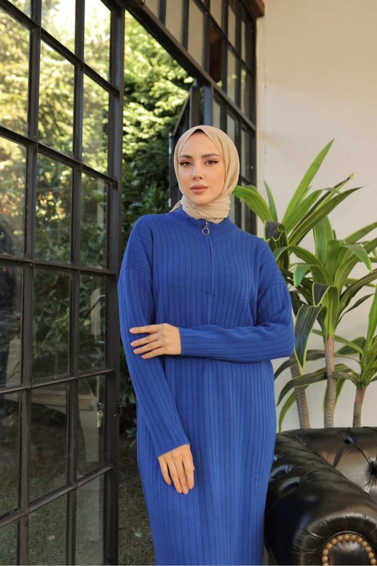 Yaka Fermuarlı Fitilli Uzun Triko Elbise Saks Mavisi 11026 Yaka Fermuarlı Fitilli Uzun Triko Elbise Saks Mavisi 11026