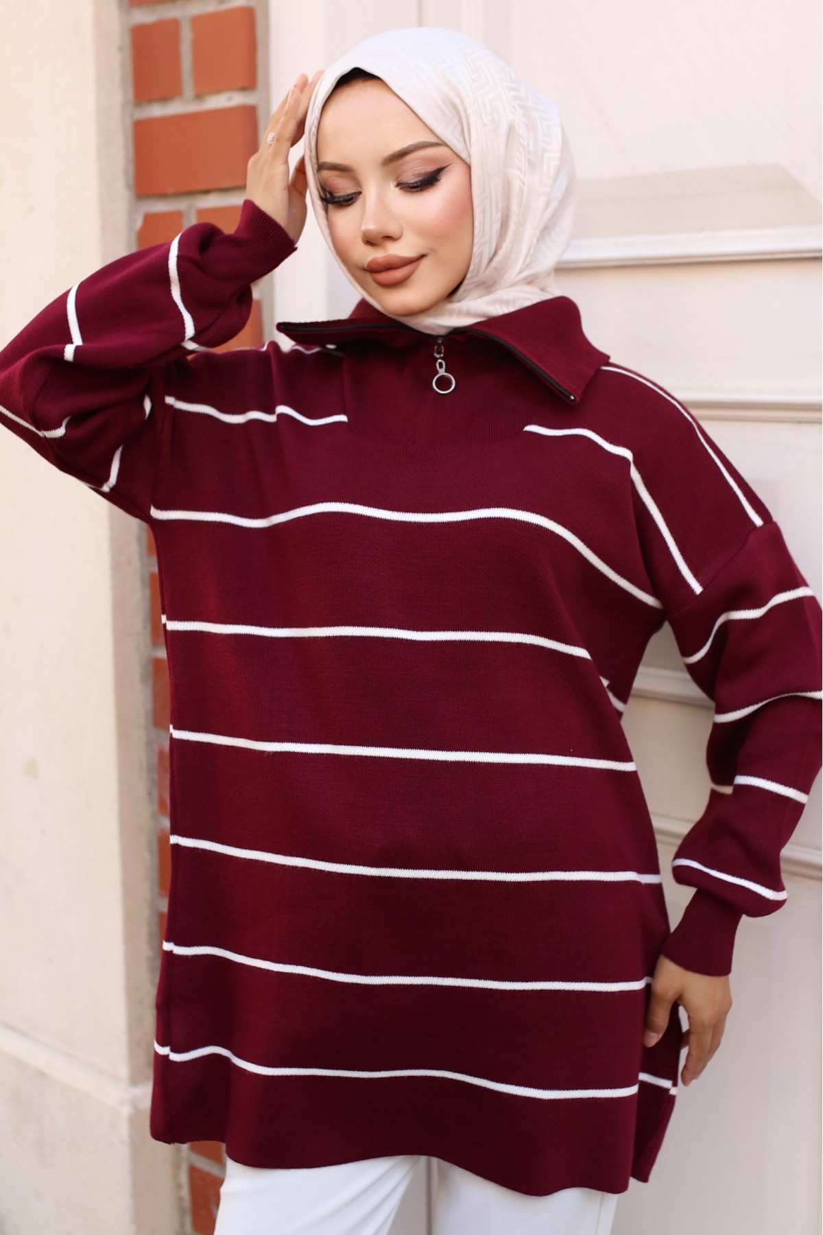Yakası Fermuarlı Çizgili Triko Tunik Bordo 11037-30 Yakası Fermuarlı Çizgili Triko Tunik Bordo 11037-30