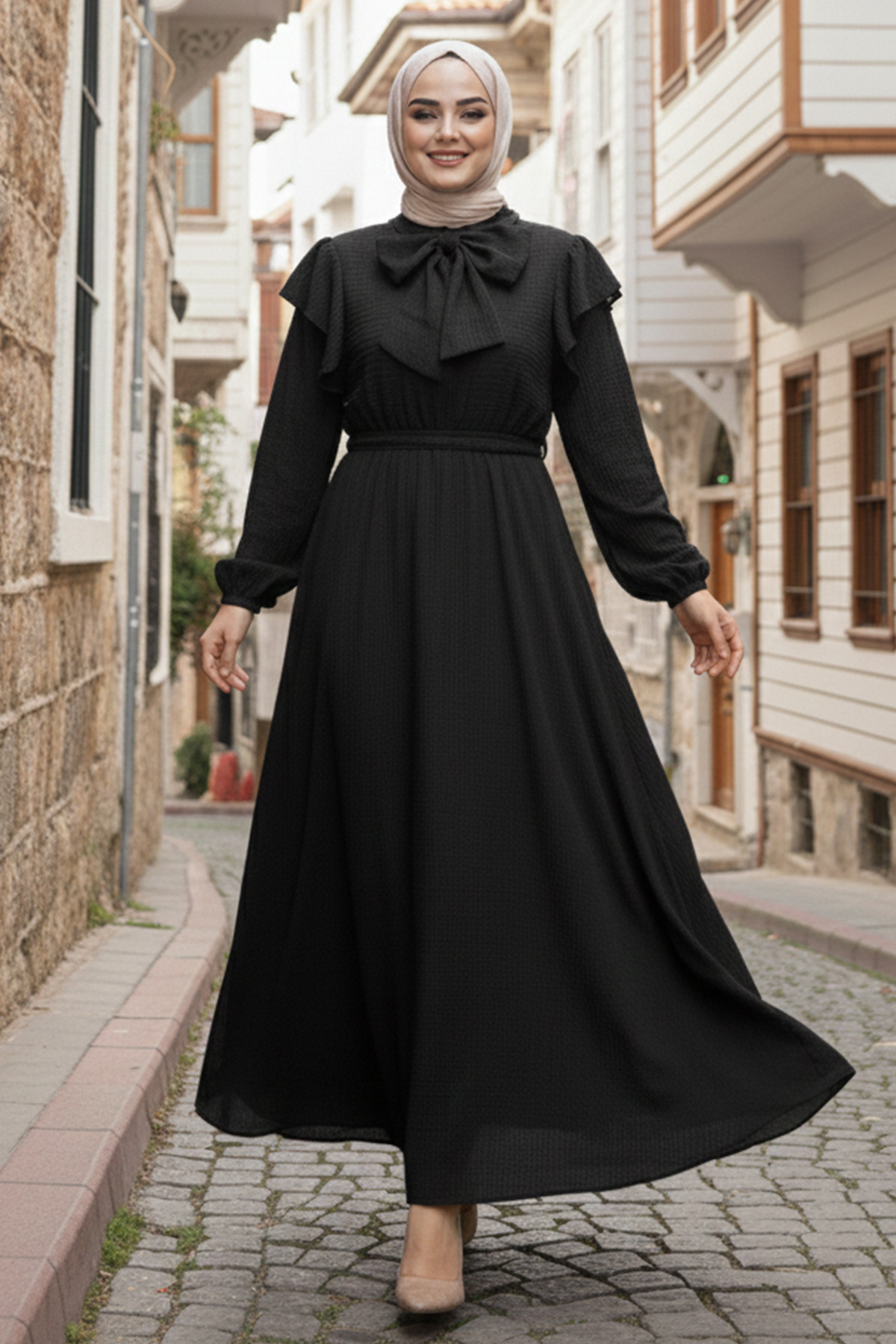 Kadın Beli Kuşaklı Fırfır Detaylı Elbise Siyah 2092