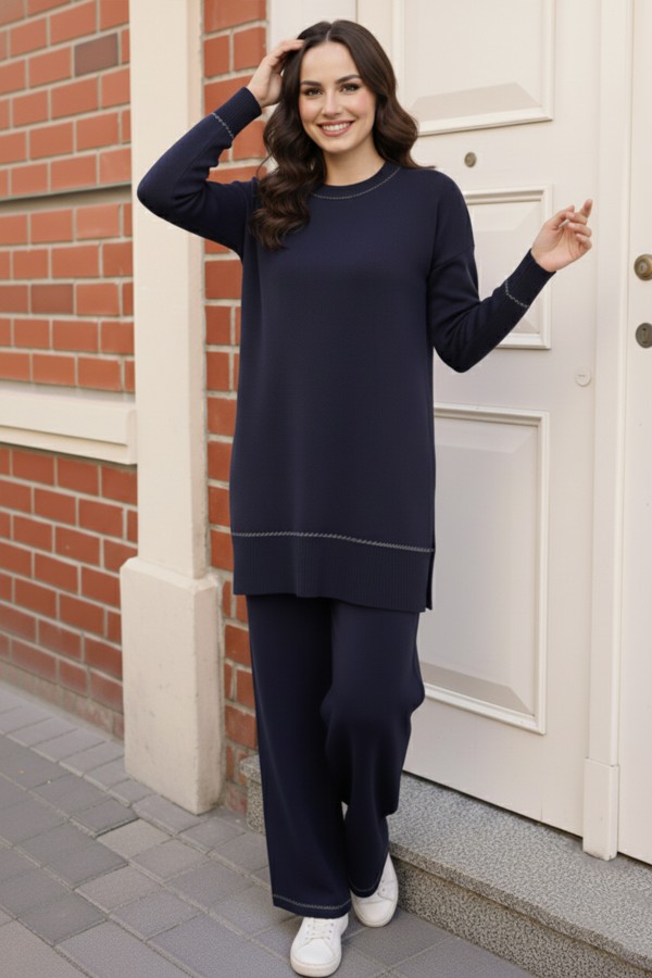 3085 Çizgili Şeritli Triko Takım Lacivert 3085 Çizgili Şeritli Triko Takım Lacivert