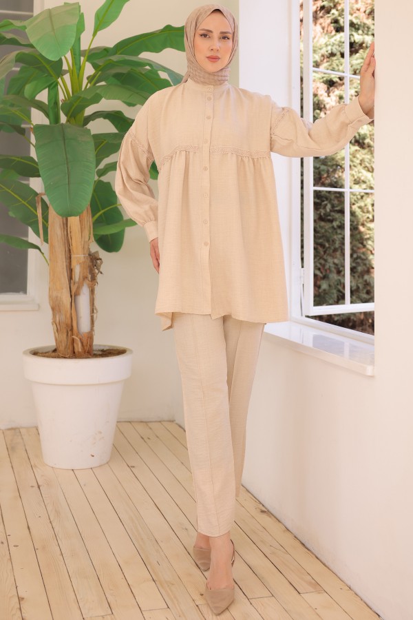 Önden Düğmeli İkili Takım Bej 3350 Önden Düğmeli İkili Takım Bej 3350