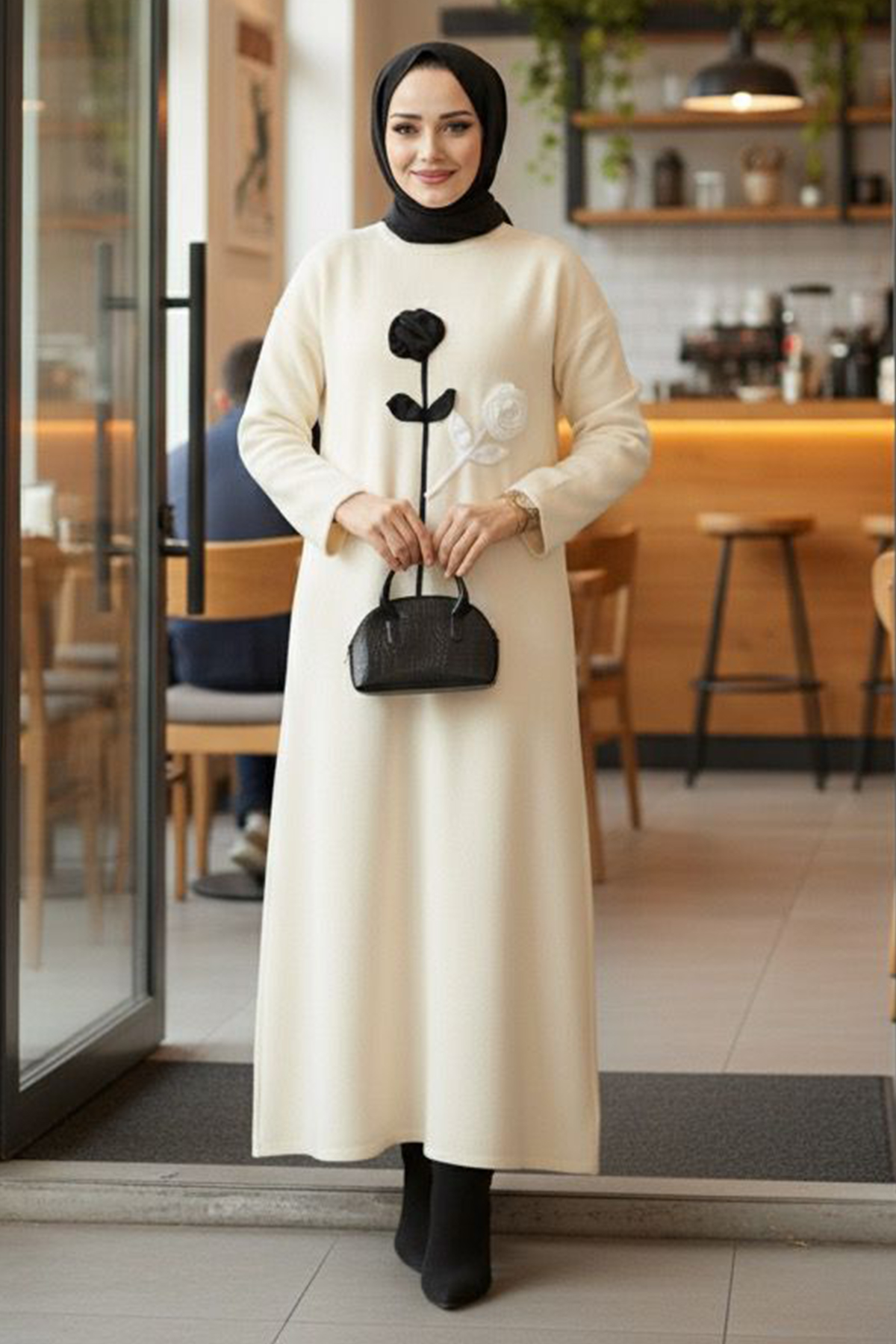 Kabartma Çiçekli Triko Elbise Taş Rengi 4121 Kabartma Çiçekli Triko Elbise Taş Rengi 4121