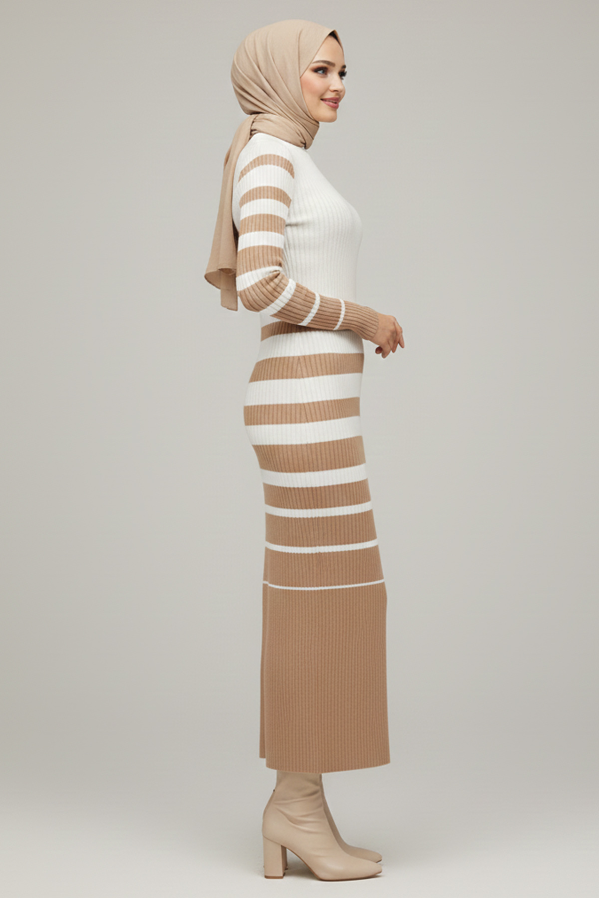  Balıkçı Yaka Triko Elbise Vizon 6041