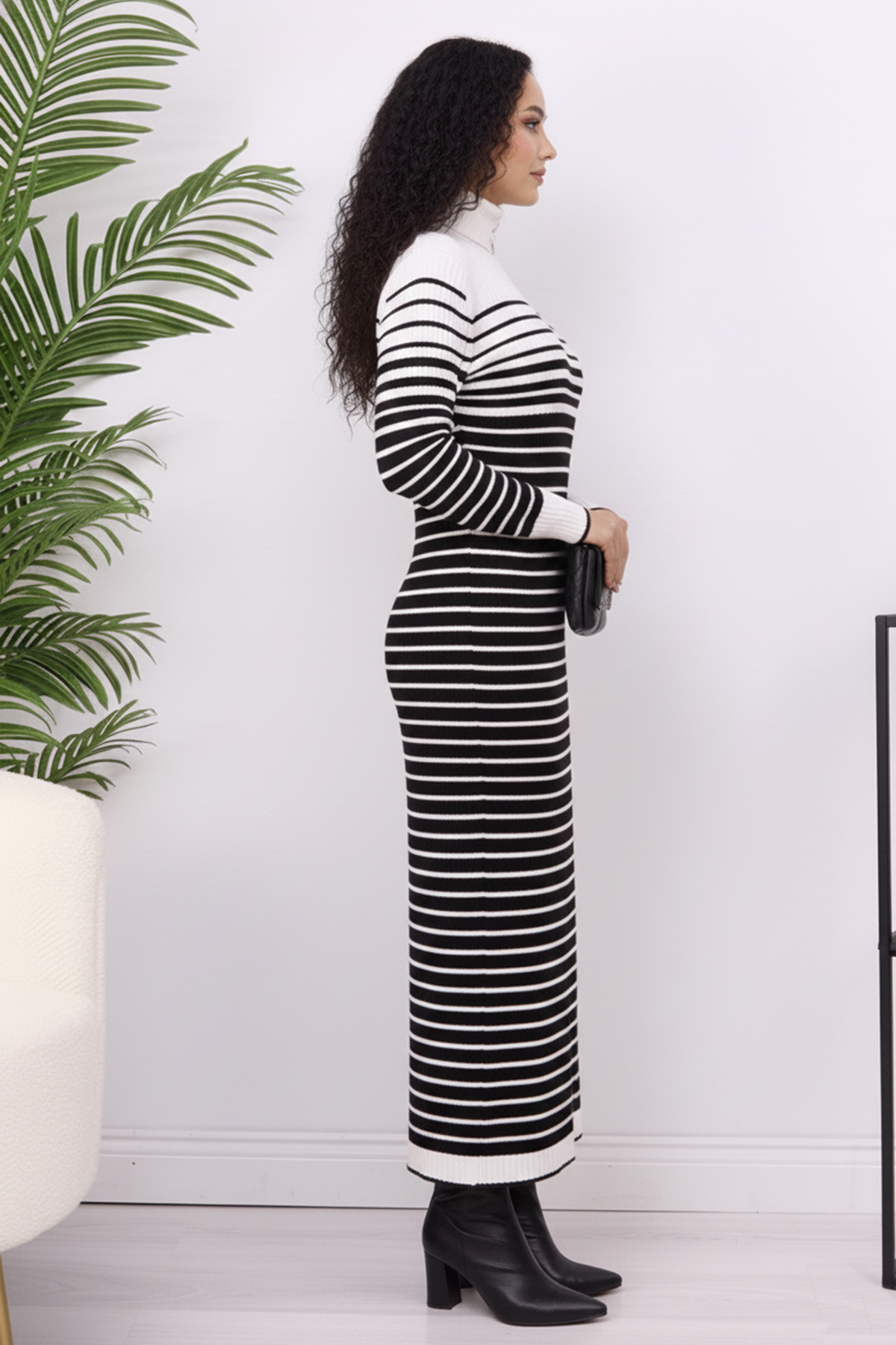  Balıkçı Yaka Çizgili Triko Elbise Ekru 6143