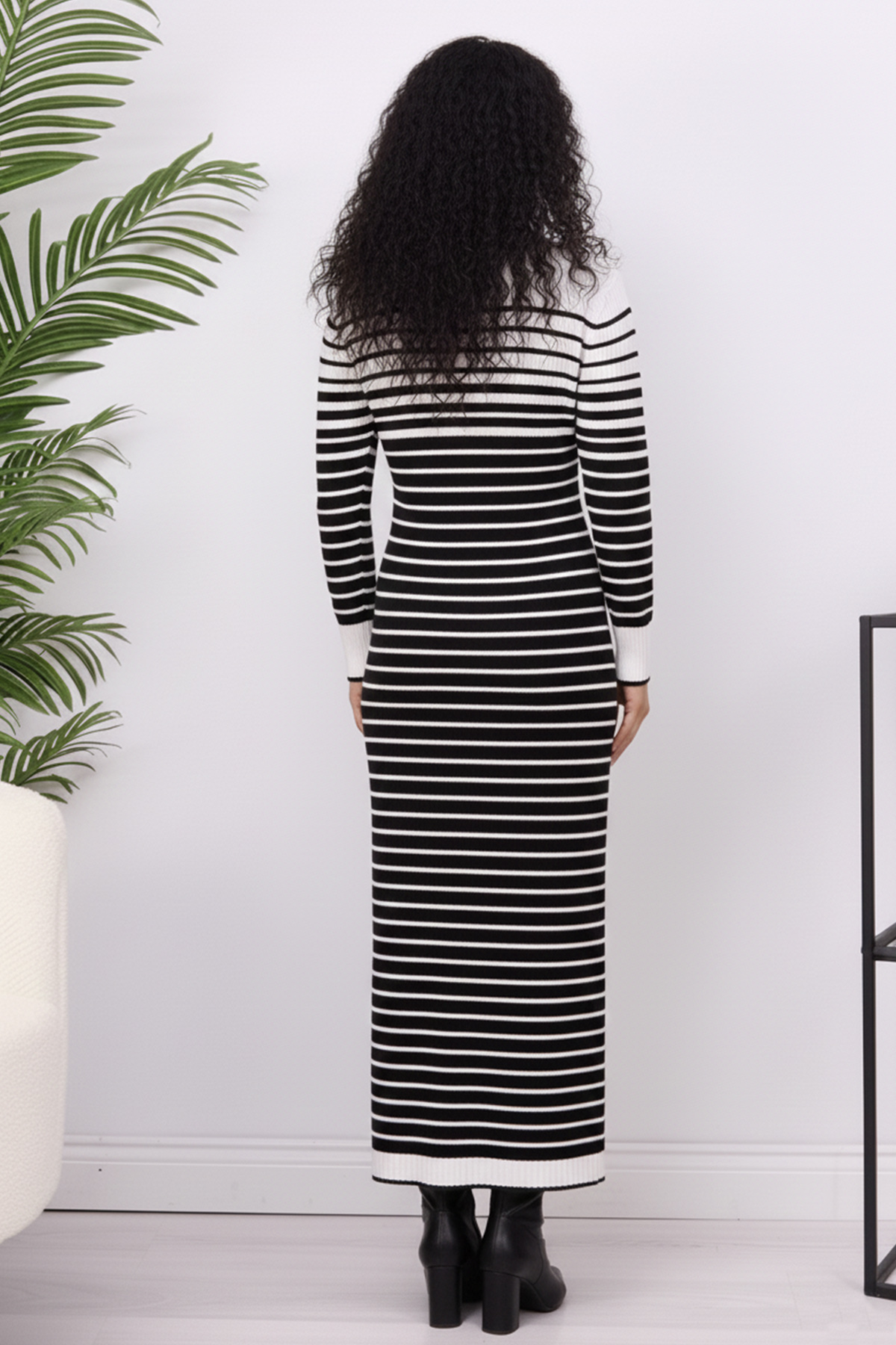  Balıkçı Yaka Çizgili Triko Elbise Ekru 6143