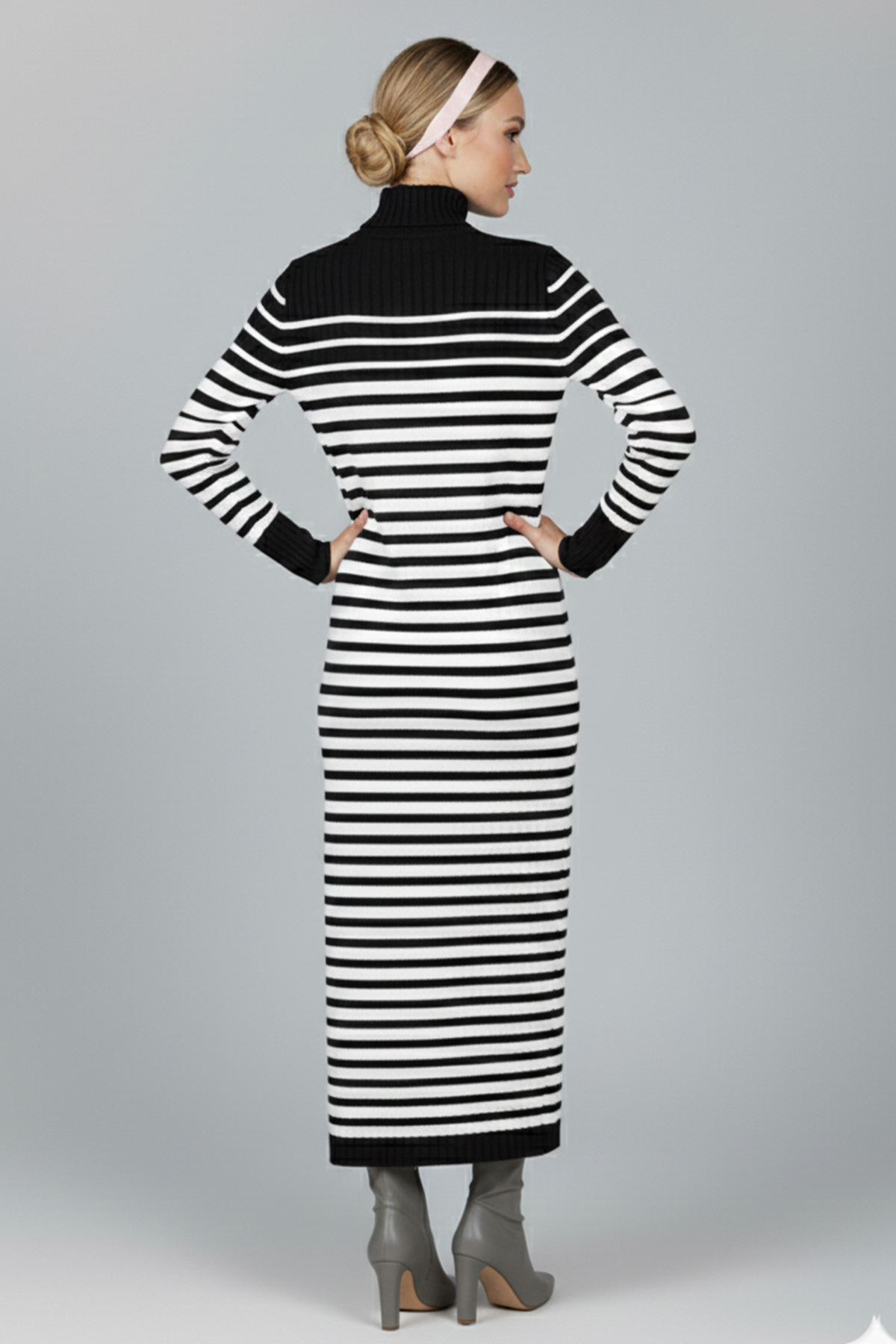  Balıkçı Yaka Çizgili Triko Elbise Siyah 6143