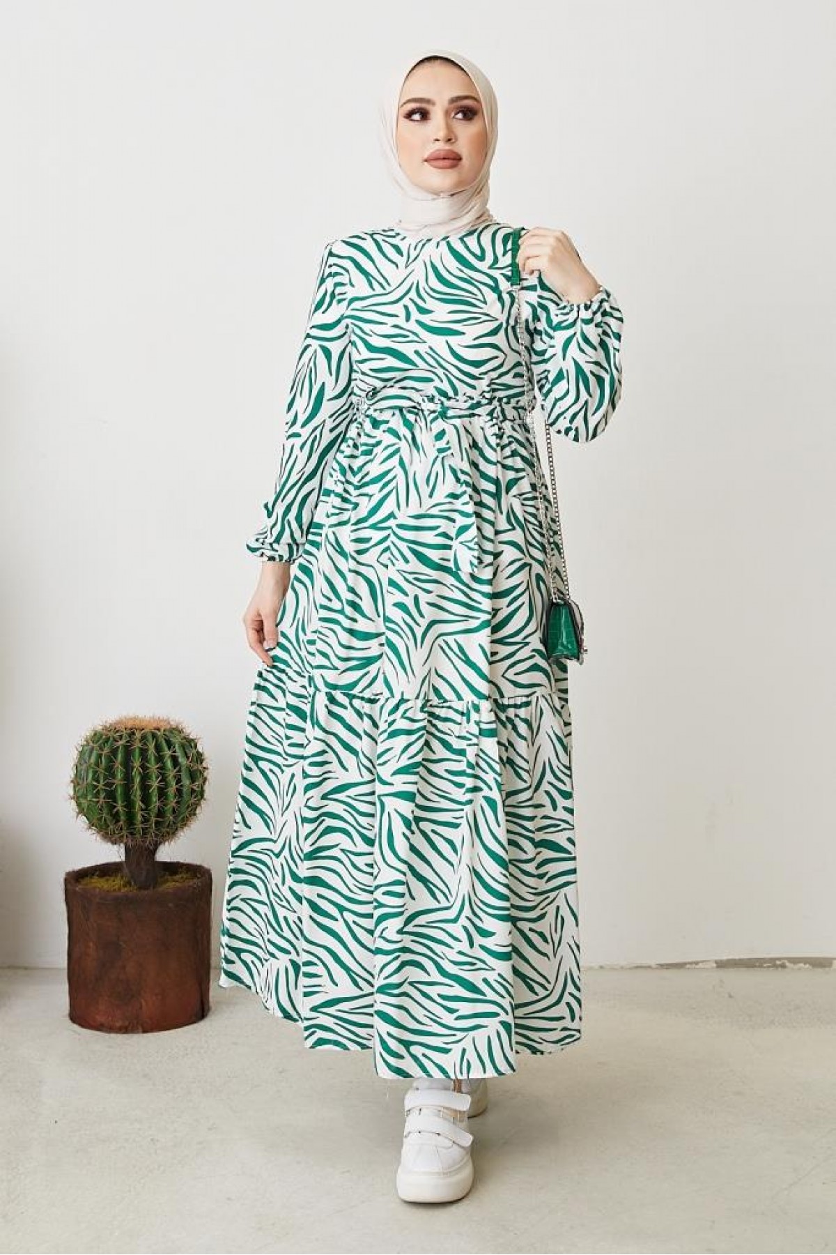 Zebra Desen Elbise Yeşil 401 Zebra Desen Elbise Yeşil 401