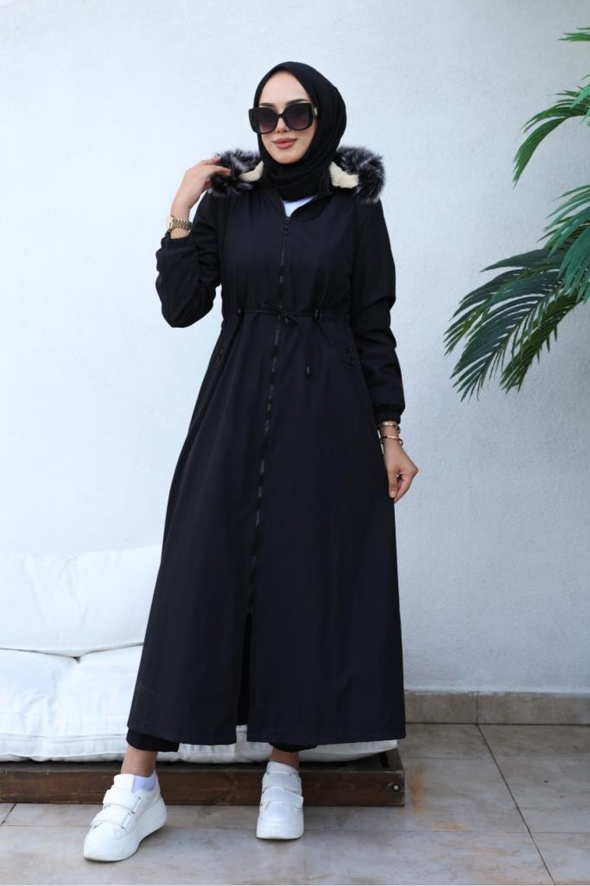 İçi Kürklü Kapüşonlu Uzun Bondit Kaban Siyah 9502 İçi Kürklü Kapüşonlu Uzun Bondit Kaban Siyah 9502