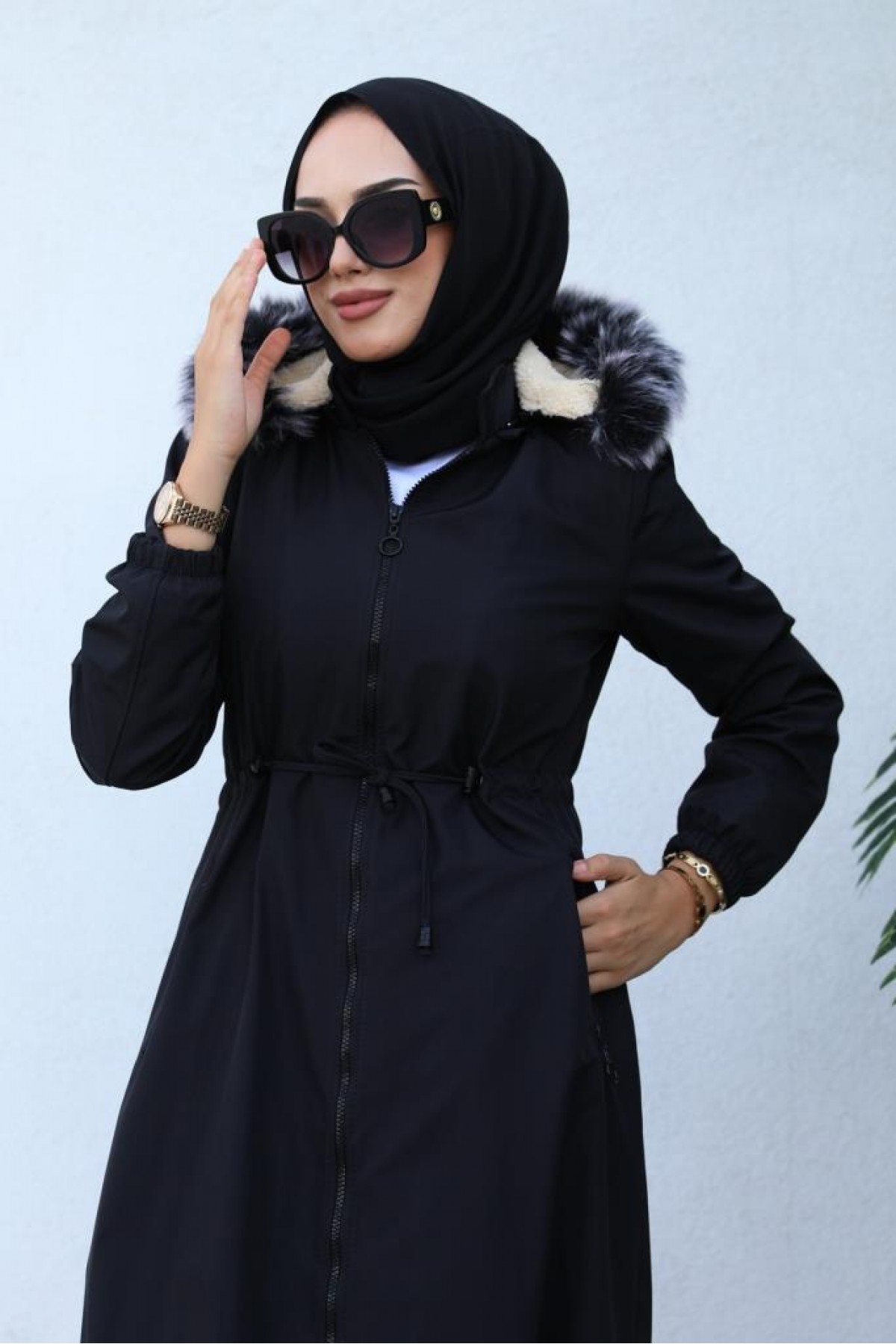 İçi Kürklü Kapüşonlu Uzun Bondit Kaban Siyah 9502 İçi Kürklü Kapüşonlu Uzun Bondit Kaban Siyah 9502