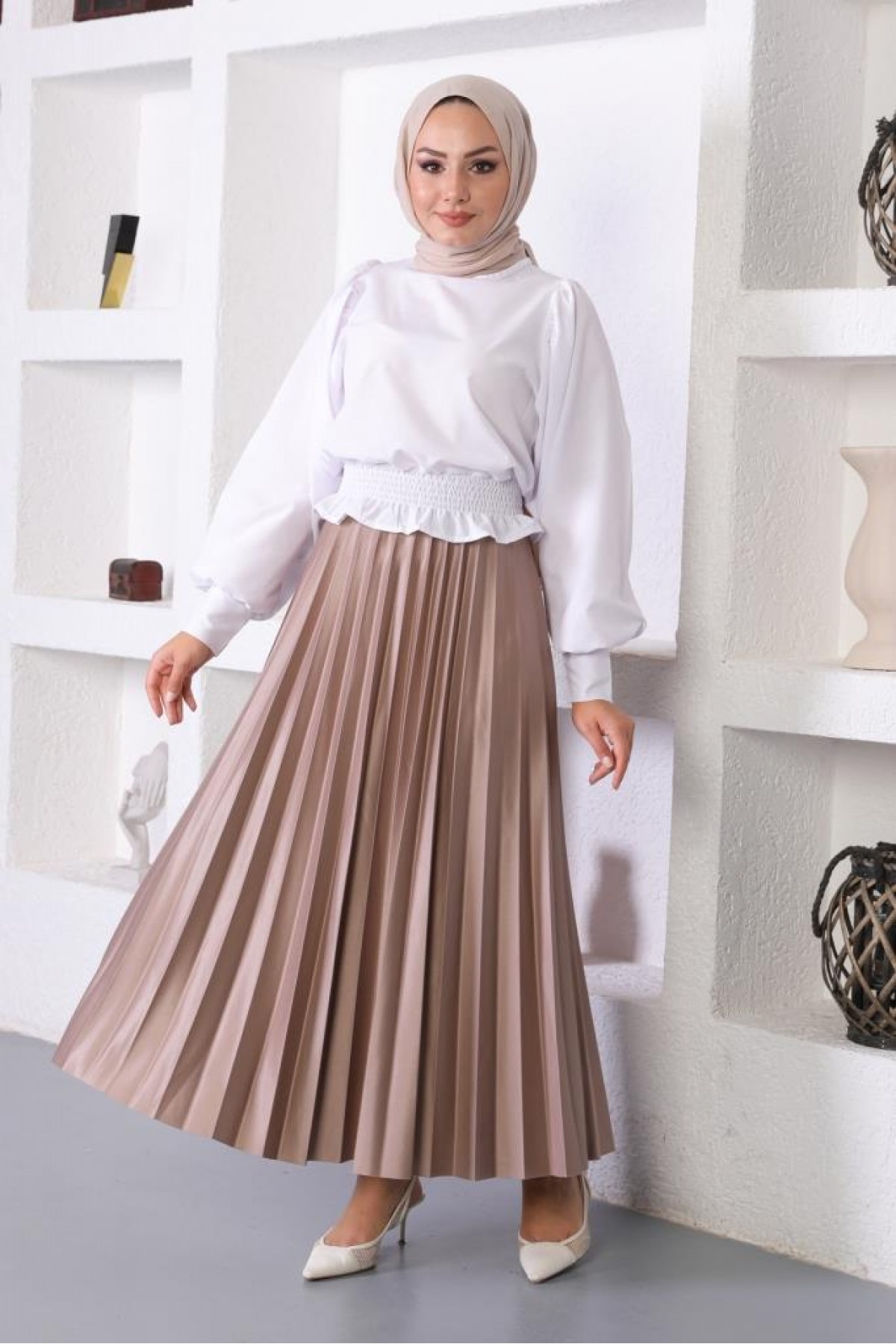 Beli Lastikli Pileli Tesettür Etek Vizon 4538 Beli Lastikli Pileli Tesettür Etek Vizon 4538
