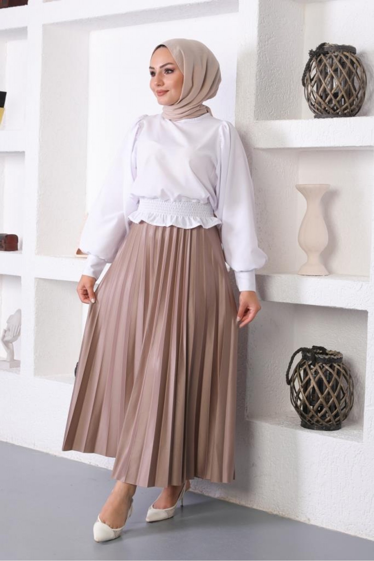 Beli Lastikli Pileli Tesettür Etek Vizon 4538 Beli Lastikli Pileli Tesettür Etek Vizon 4538