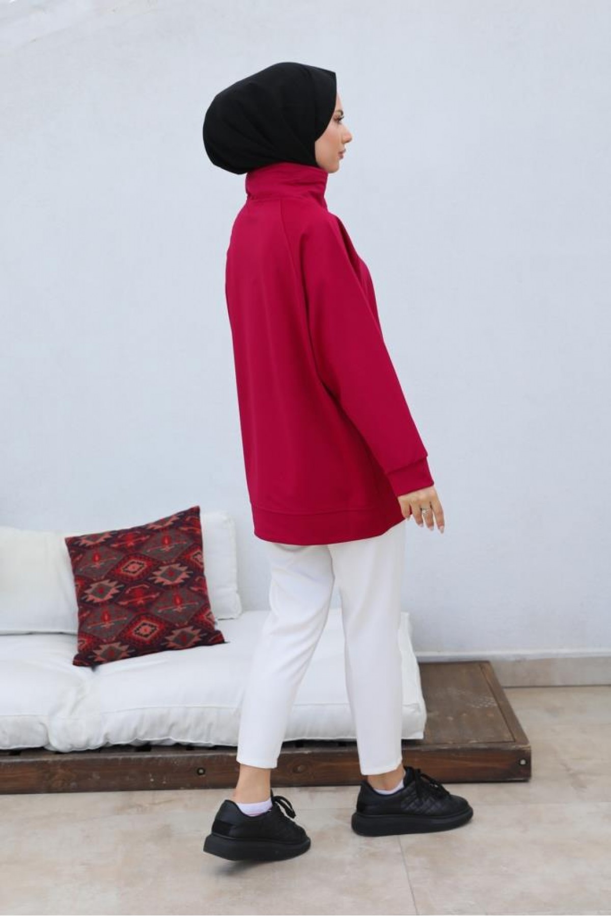 Raglan Kol İçi Şardonlu Tesetür Sweatshirt Bordo 10029 Raglan Kol İçi Şardonlu Tesetür Sweatshirt Bordo 10029
