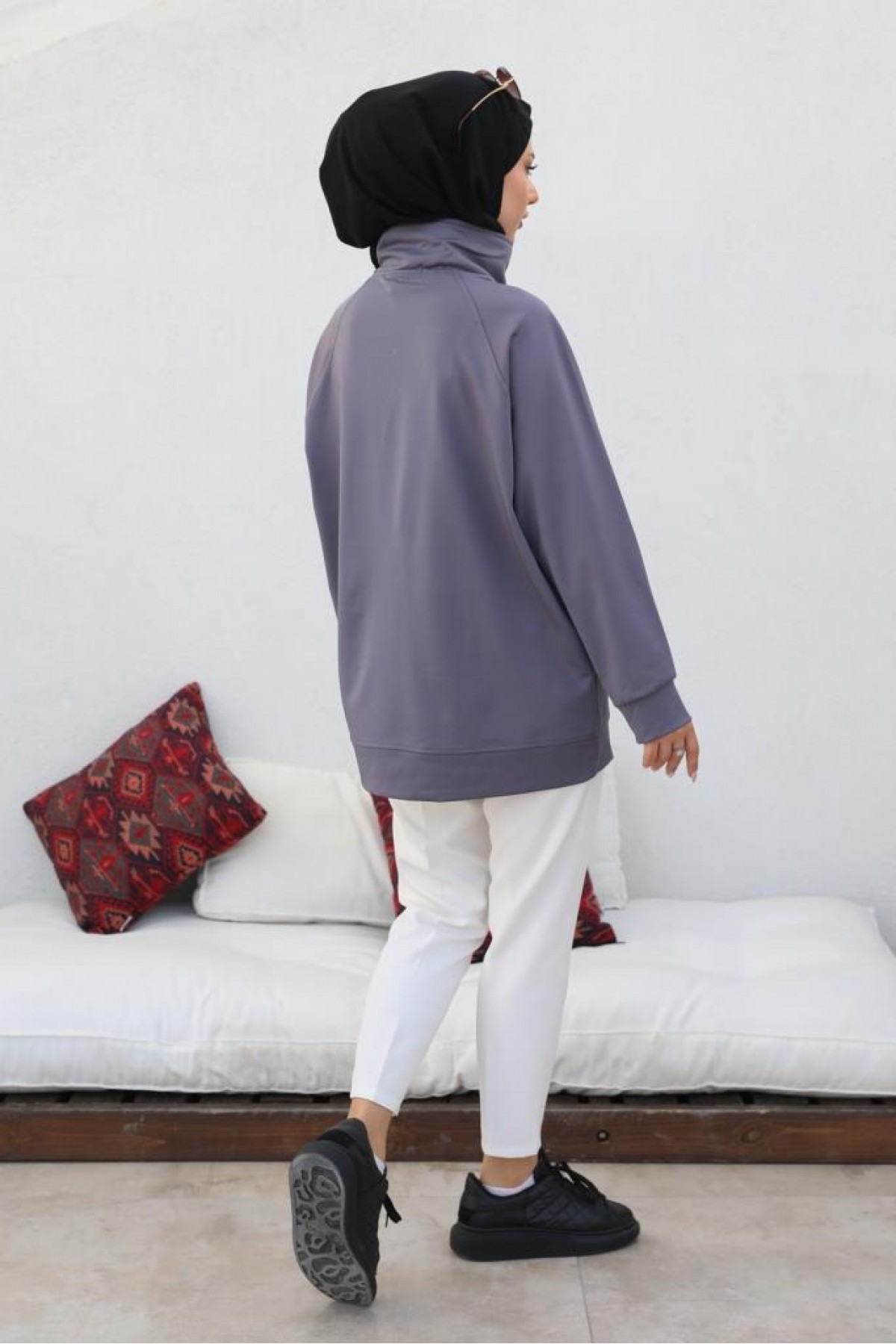 Raglan Kol İçi Şardonlu Tesetür Sweatshirt Gri 10029 Raglan Kol İçi Şardonlu Tesetür Sweatshirt Gri 10029