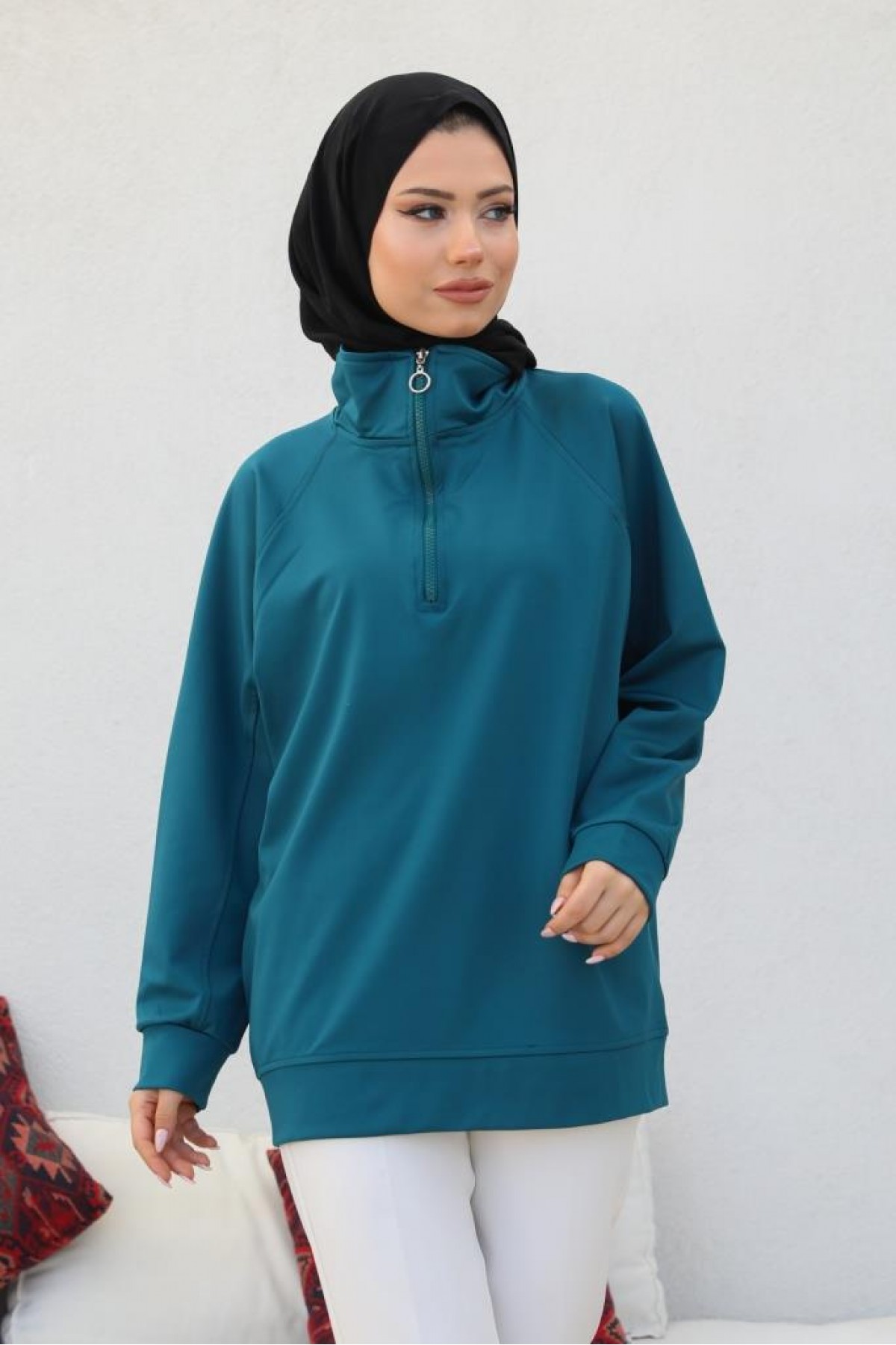 Raglan Kol İçi Şardonlu Tesetür Sweatshirt Petrol 10029 Raglan Kol İçi Şardonlu Tesetür Sweatshirt Petrol 10029