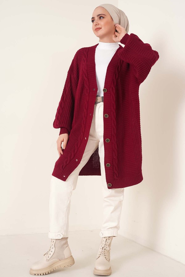 Örgü Desenli Önden Düğmeli Hırka Bordo 6999 Örgü Desenli Önden Düğmeli Hırka Bordo 6999
