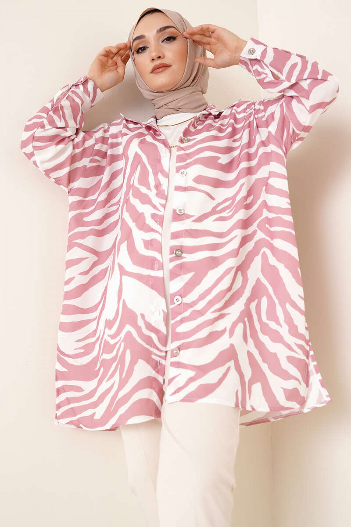 Zebra Desenli Tesettür Gömlek Pembe 8892 Zebra Desenli Tesettür Gömlek Pembe 8892