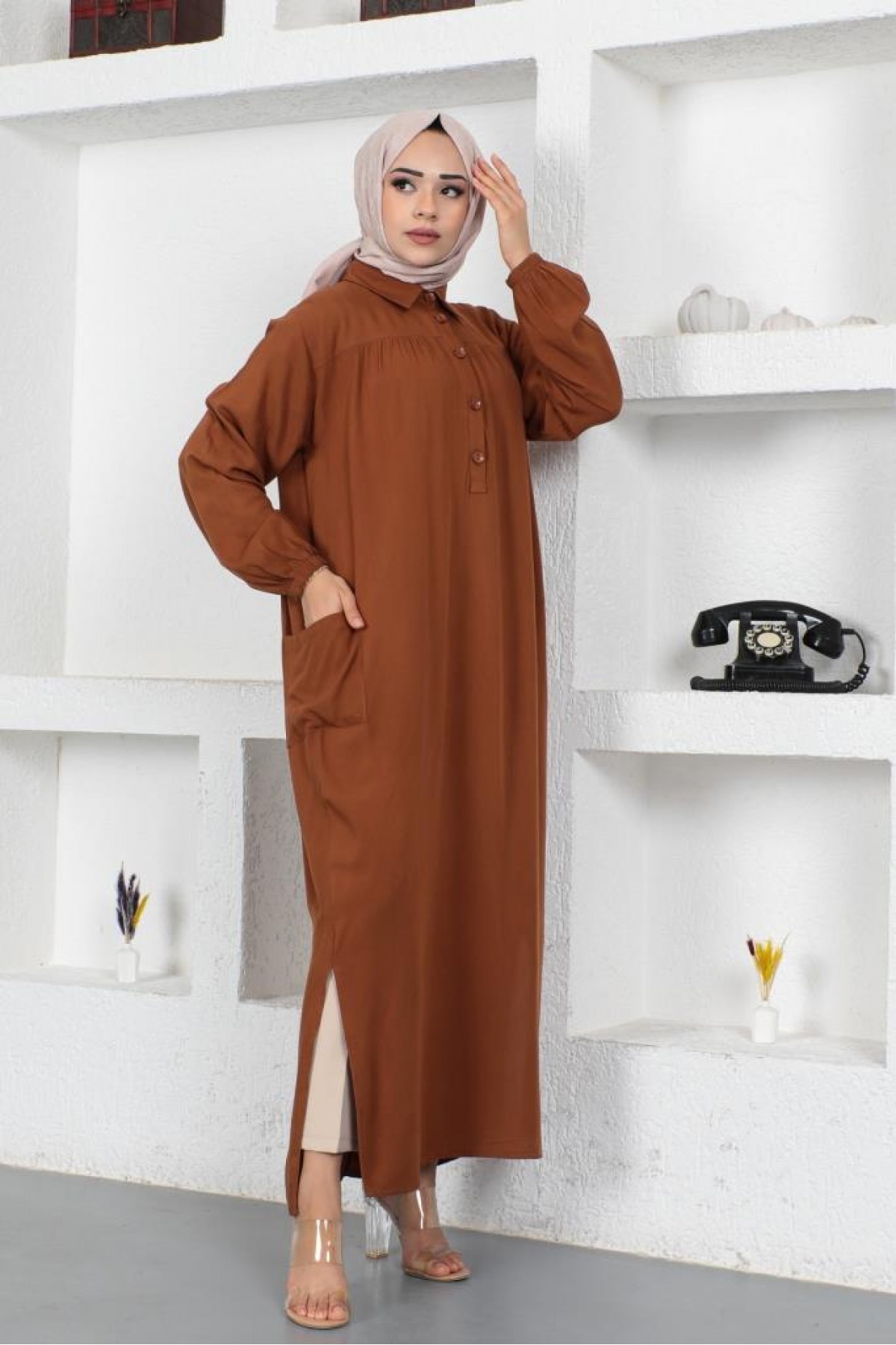 Yanları Yırtmaç Robalı Tam Boy Tunik Kahverengi 8222 Yanları Yırtmaç Robalı Tam Boy Tunik Kahverengi 8222