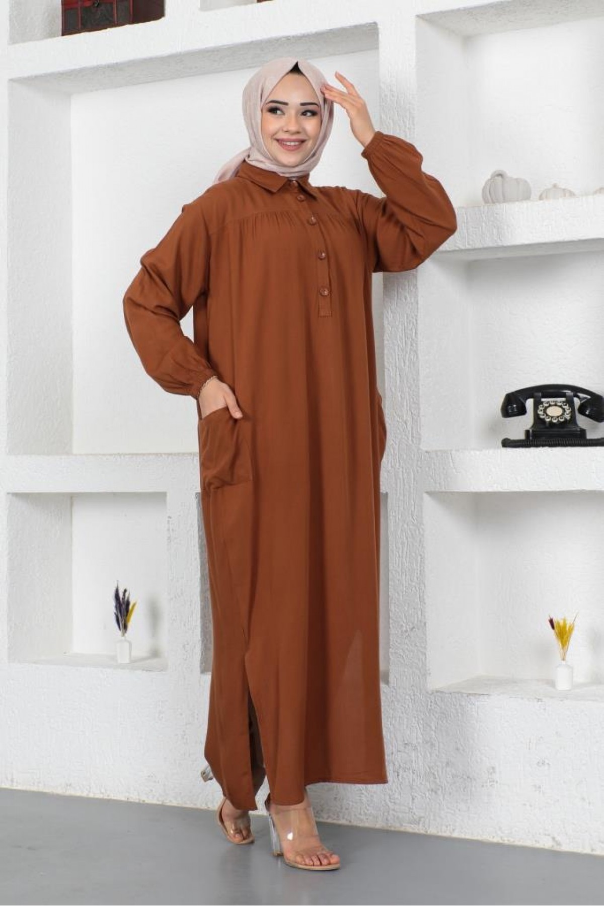 Yanları Yırtmaç Robalı Tam Boy Tunik Kahverengi 8222 Yanları Yırtmaç Robalı Tam Boy Tunik Kahverengi 8222
