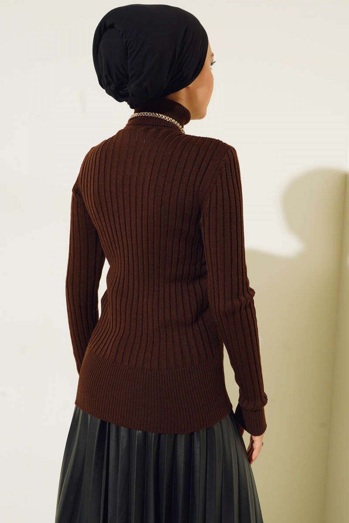 Balıkçı Yaka Triko Body Kahverengi 584 Balıkçı Yaka Triko Body Kahverengi 584