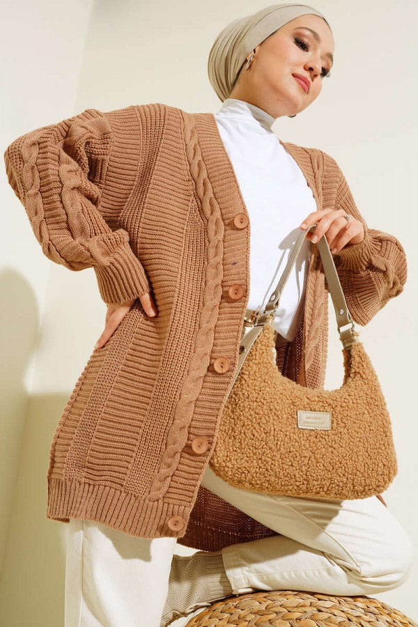  Örgü Desenli Önden Düğmeli Hırka Latte 6999