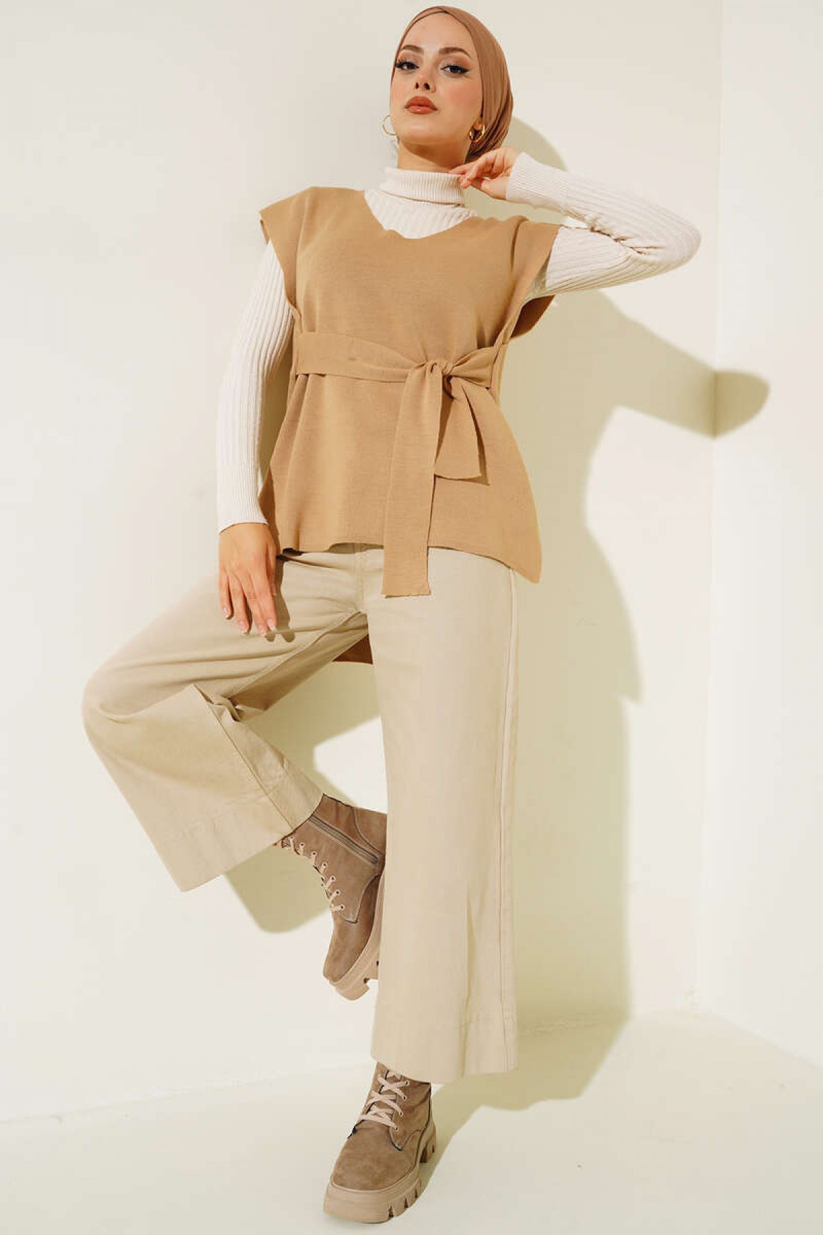 Kuşaklı Triko Suveter Camel 614 Kuşaklı Triko Suveter Camel 614