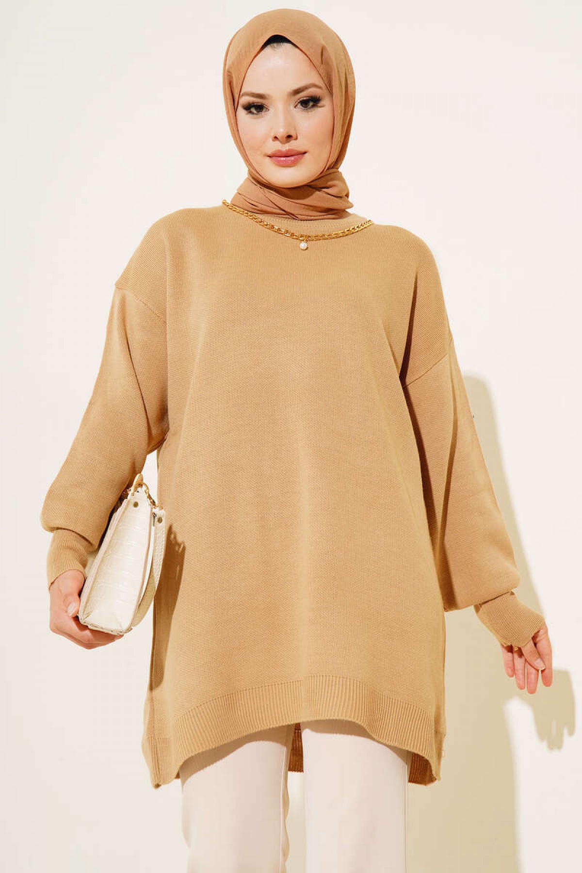 Zincir Kolyeli Triko Camel 3033 Zincir Kolyeli Triko Camel 3033