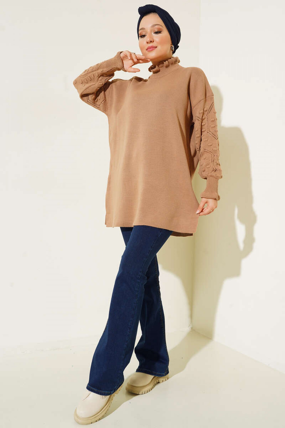 Kolları Detaylı Yarım Balıkçı Yaka Triko Kazak Camel 3008 Kolları Detaylı Yarım Balıkçı Yaka Triko Kazak Camel 3008