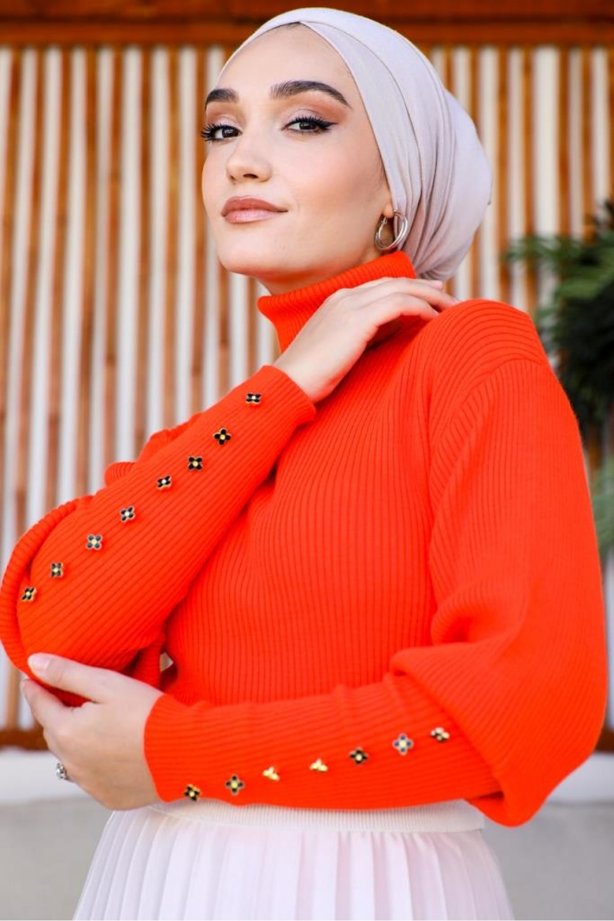 Kolları Düğmeli Balıkçı Yaka Bady Oranj 5001 Kolları Düğmeli Balıkçı Yaka Bady Oranj 5001