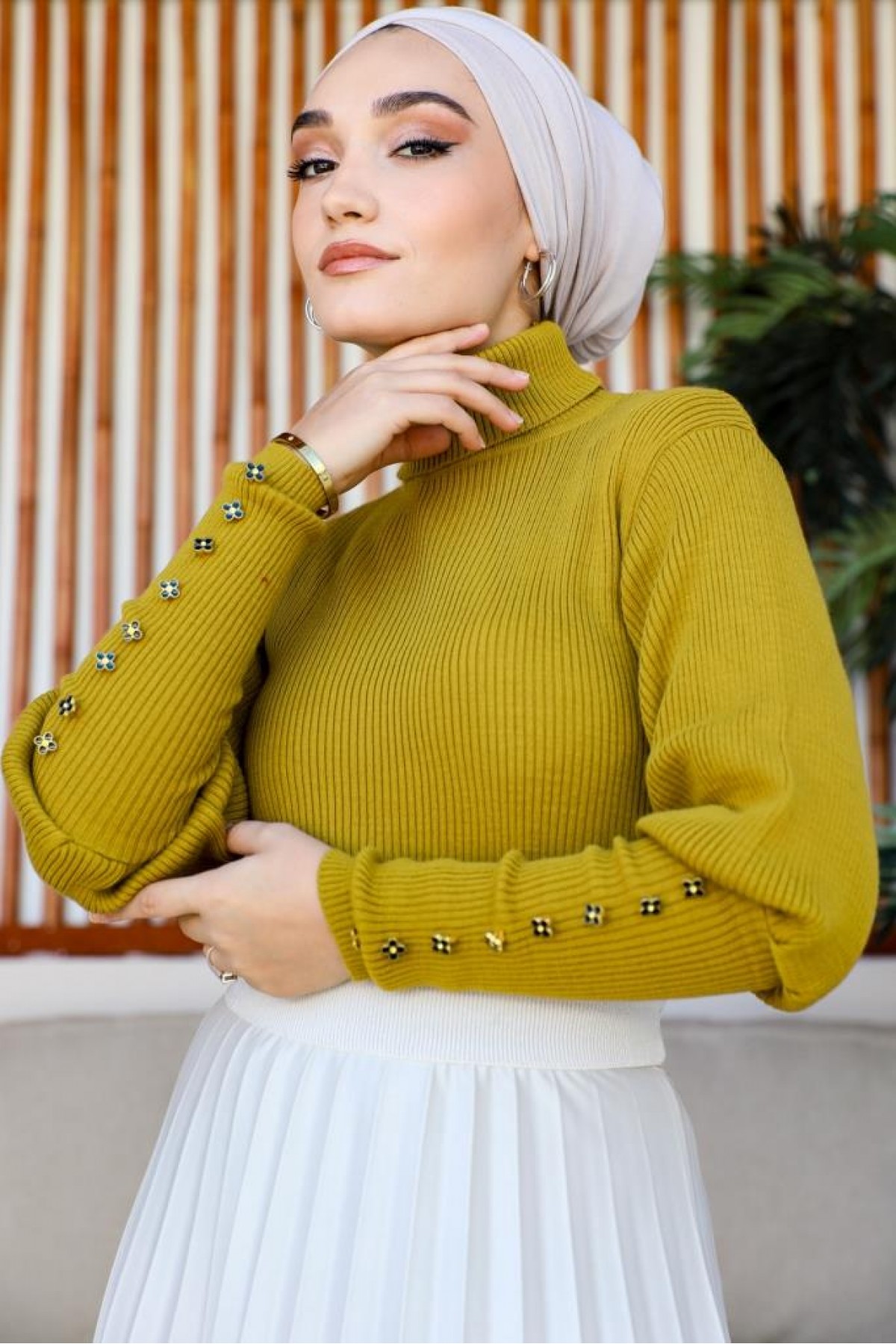 Kolları Düğmeli Balıkçı Yaka Bady Yağ Yeşili 5001 Kolları Düğmeli Balıkçı Yaka Bady Yağ Yeşili 5001