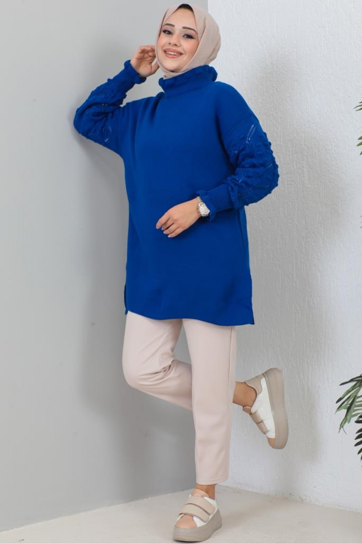 Kolları Detaylı Yarım Balıkçı Yaka Triko Kazak Saks Mavisi 3008 Kolları Detaylı Yarım Balıkçı Yaka Triko Kazak Saks Mavisi 3008