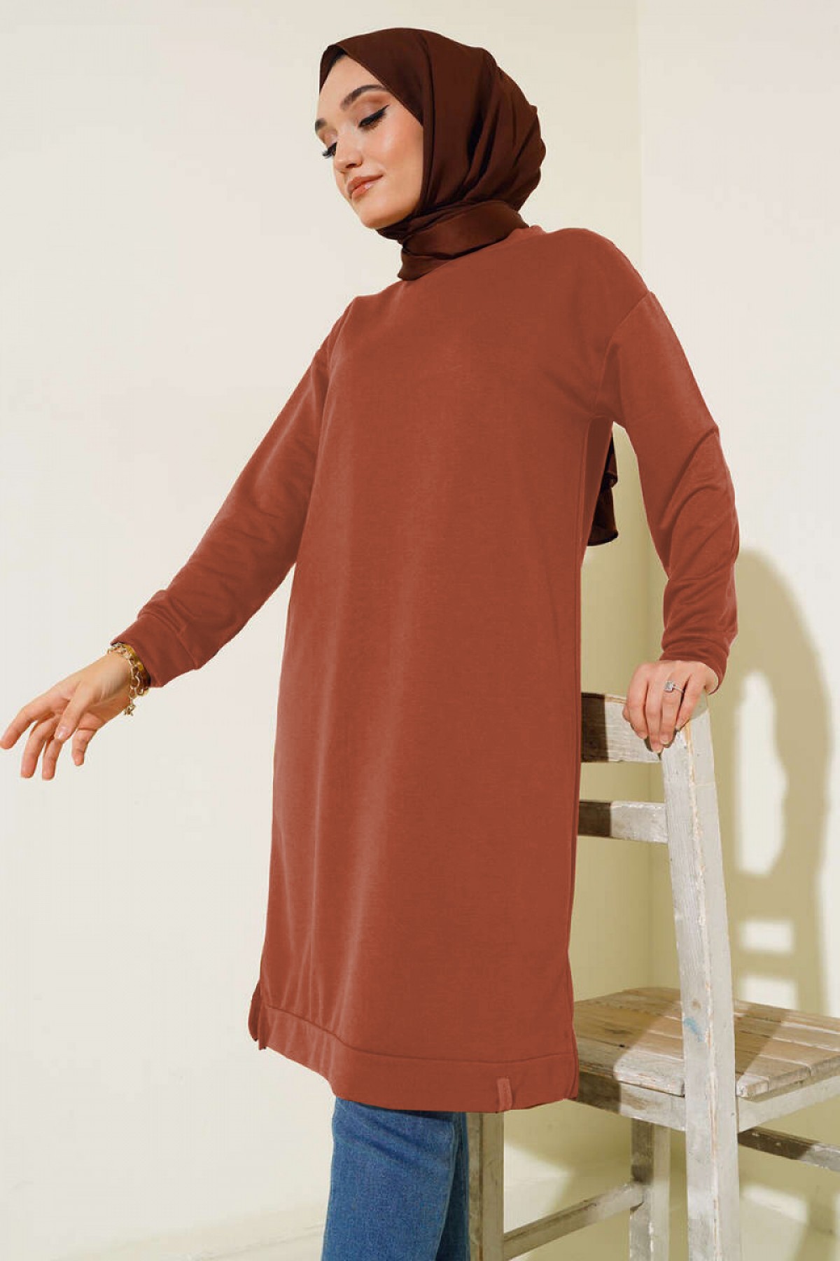 Yanları Yırtmaçlı Basic Uzun Tunik Kiremit 1983 Yanları Yırtmaçlı Basic Uzun Tunik Kiremit 1983