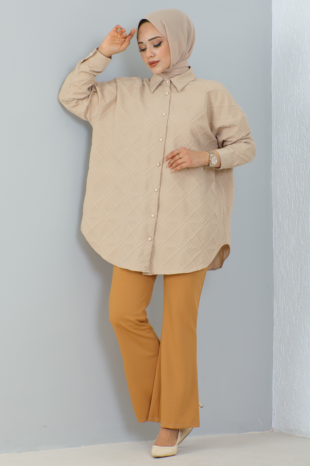 Kabartma Desen Gömlek Krem 3902 Kabartma Desen Gömlek Krem 3902