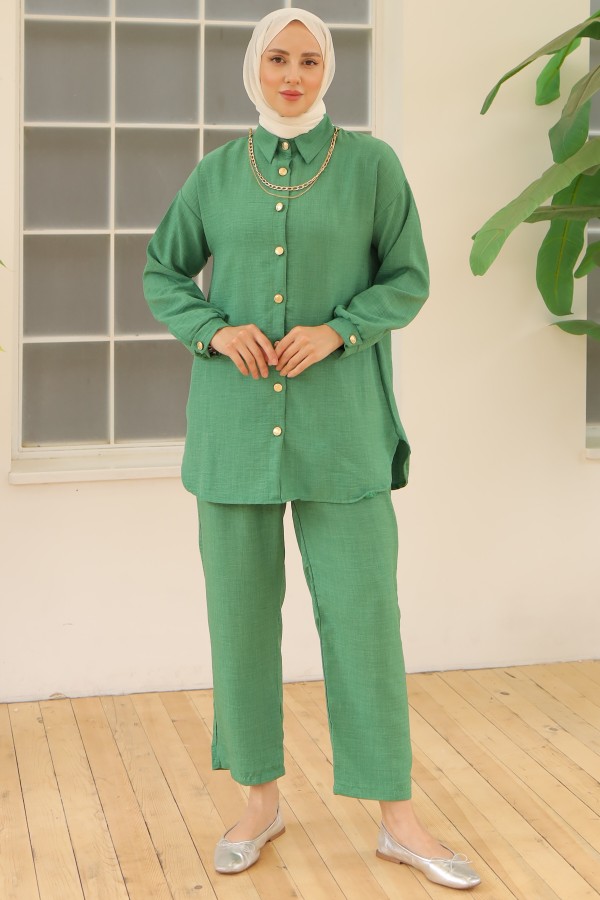 Düğme Detaylı Aksesuarlı İkili Takım Yeşil 4015 Düğme Detaylı Aksesuarlı İkili Takım Yeşil 4015