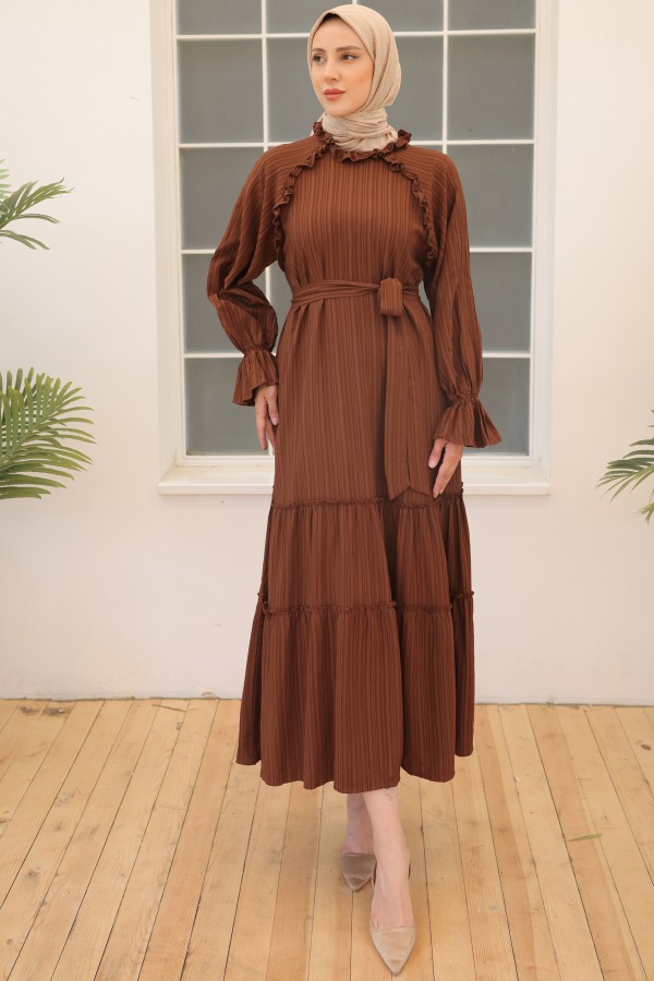 Kuşaklı Fırfır Detaylı Elbise Kahverengi 2084 Kuşaklı Fırfır Detaylı Elbise Kahverengi 2084