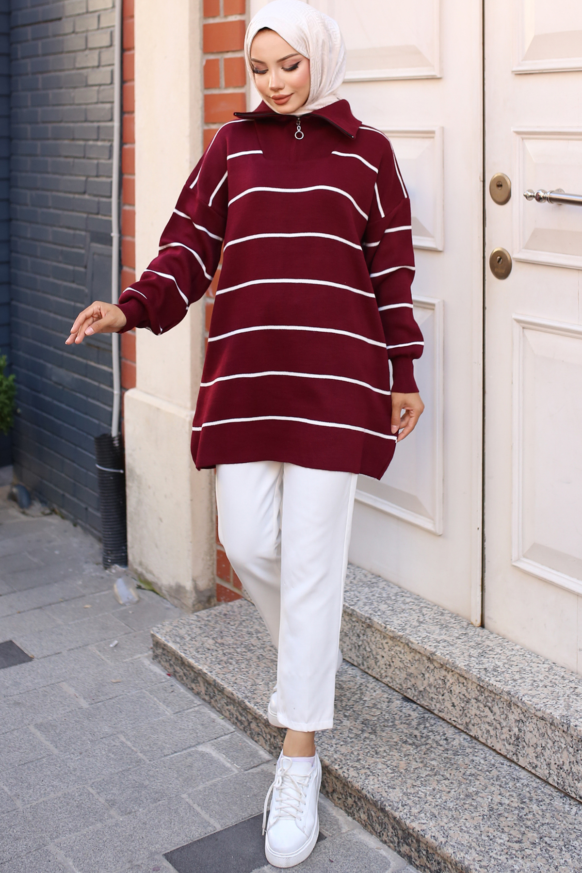 Yakası Fermuarlı Çizgili Triko Tunik Bordo 11037-30 Yakası Fermuarlı Çizgili Triko Tunik Bordo 11037-30
