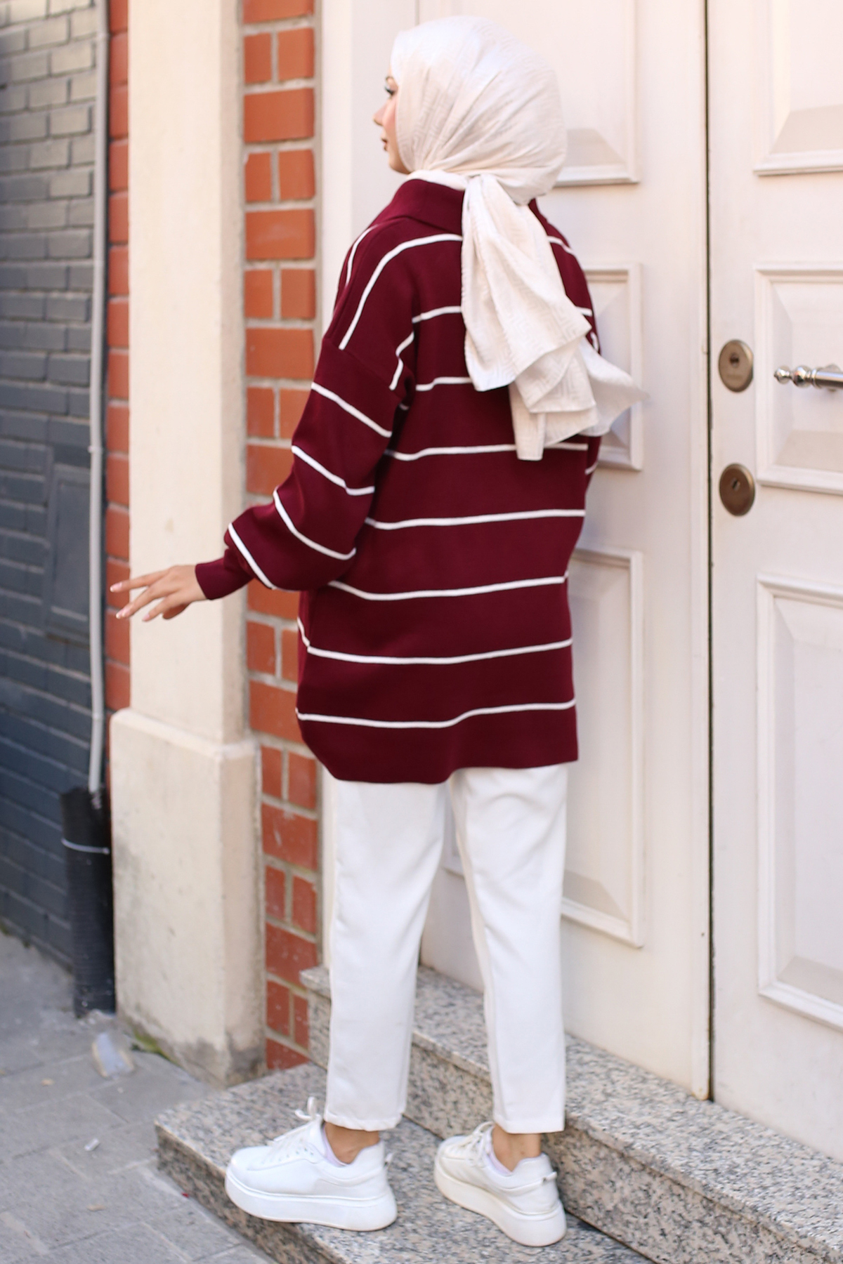 Yakası Fermuarlı Çizgili Triko Tunik Bordo 11037-30 Yakası Fermuarlı Çizgili Triko Tunik Bordo 11037-30