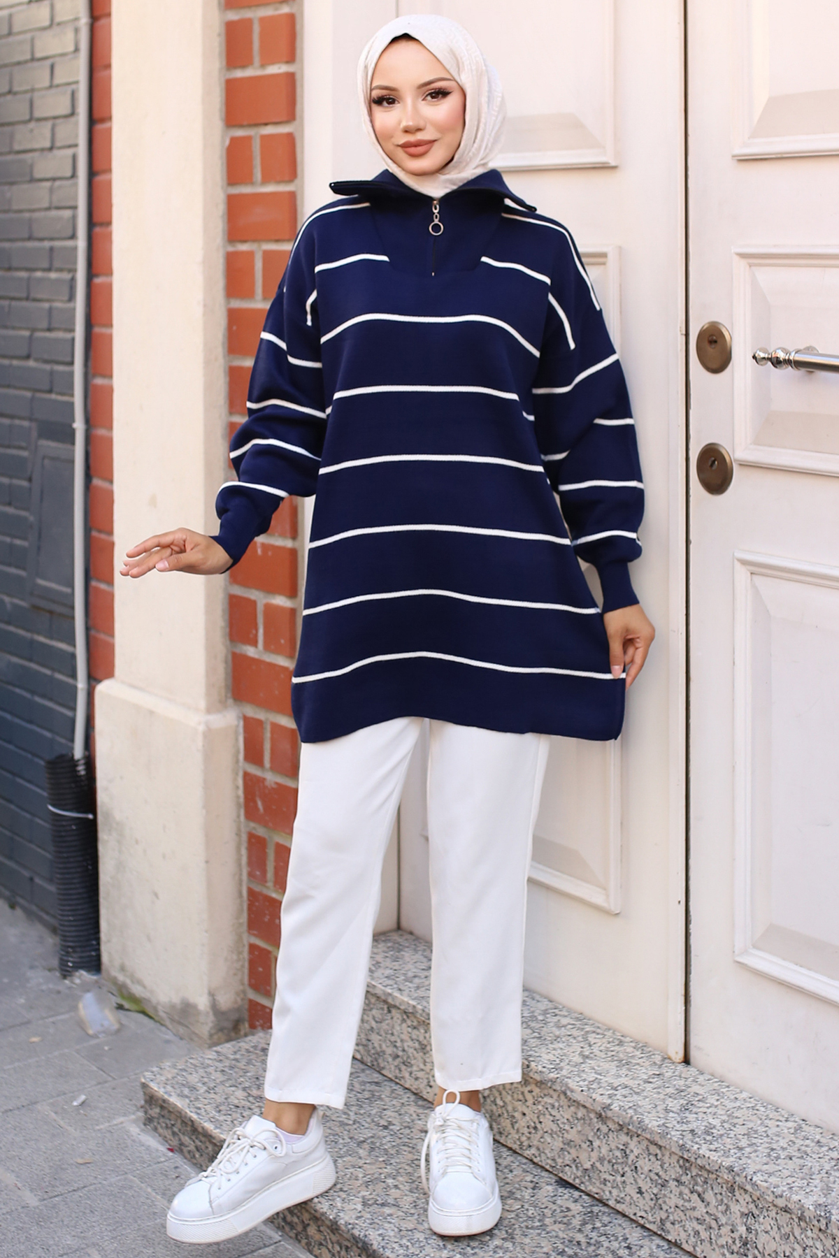 Yakası Fermuarlı Çizgili Triko Tunik Lacivert 11037-30 Yakası Fermuarlı Çizgili Triko Tunik Lacivert 11037-30