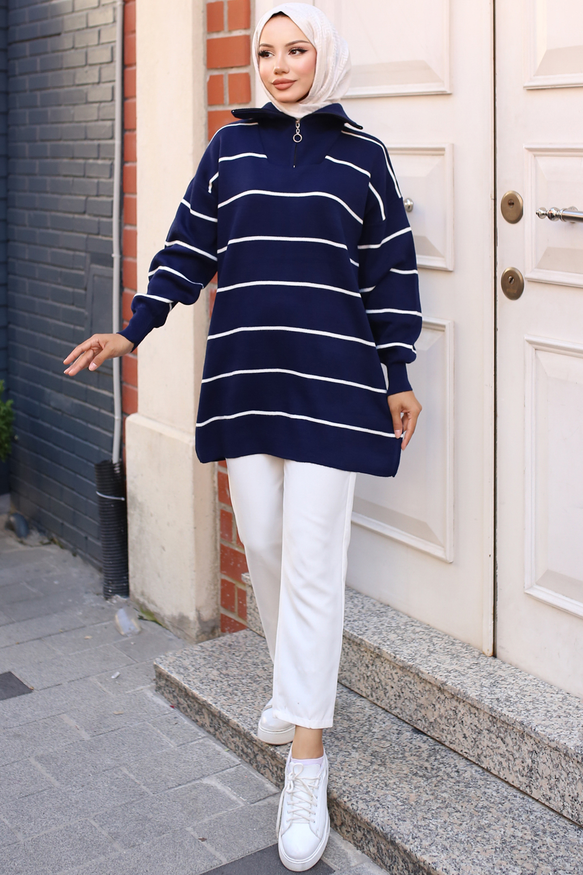 Yakası Fermuarlı Çizgili Triko Tunik Lacivert 11037-30 Yakası Fermuarlı Çizgili Triko Tunik Lacivert 11037-30