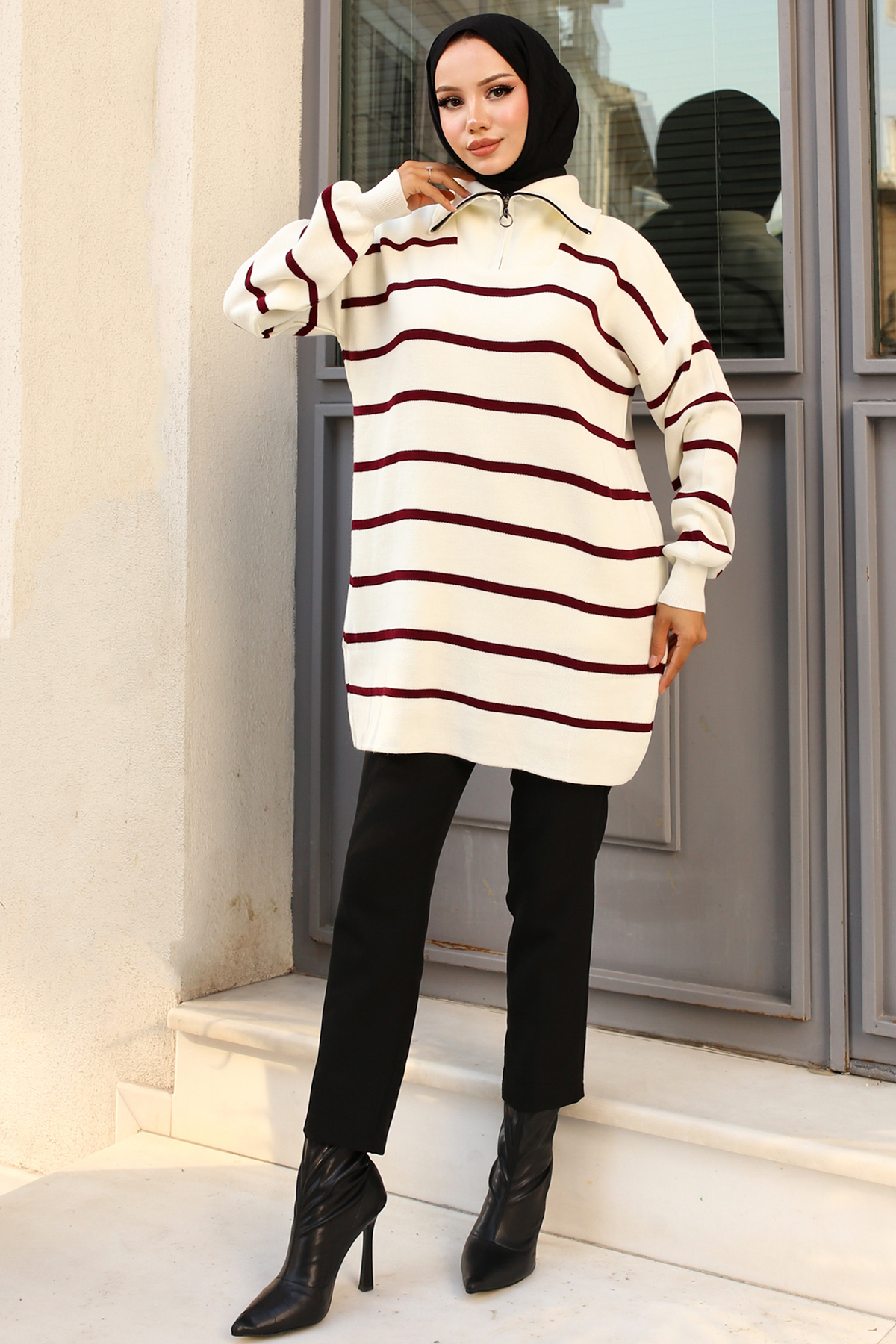 Yakası Fermuarlı Çizgili Triko Tunik Bordo 11044-02 Yakası Fermuarlı Çizgili Triko Tunik Bordo 11044-02