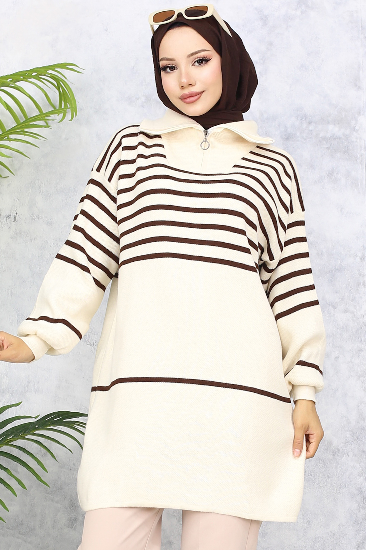 Çizgili Triko Tunik Bej 11047-22 Çizgili Triko Tunik Bej 11047-22