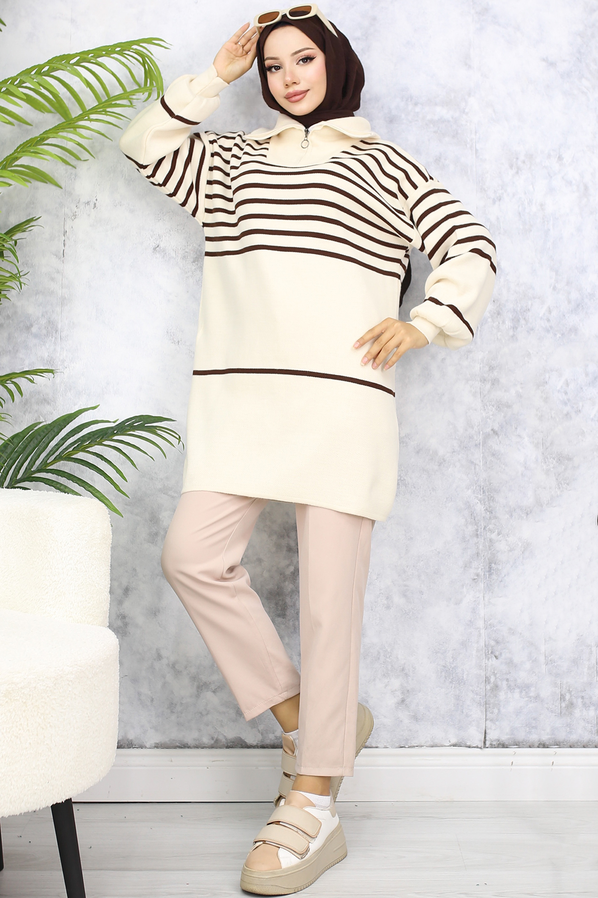 Çizgili Triko Tunik Bej 11047-22 Çizgili Triko Tunik Bej 11047-22