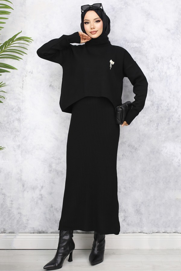 Balıkçı Yaka Broş Detaylı Jile Triko Takım Siyah 6110 Balıkçı Yaka Broş Detaylı Jile Triko Takım Siyah 6110