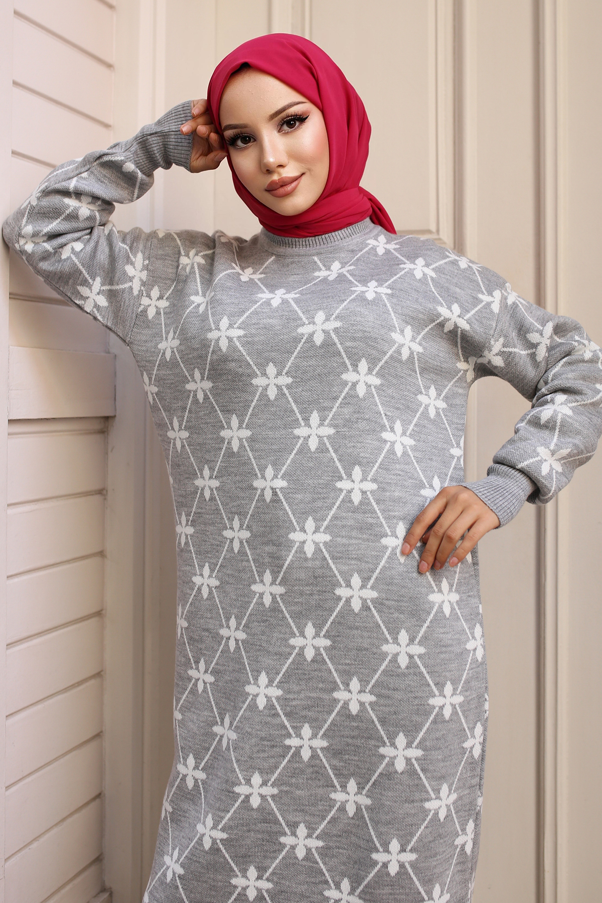 Çiçek Desenli Triko Elbise Gri 6207 Çiçek Desenli Triko Elbise Gri 6207