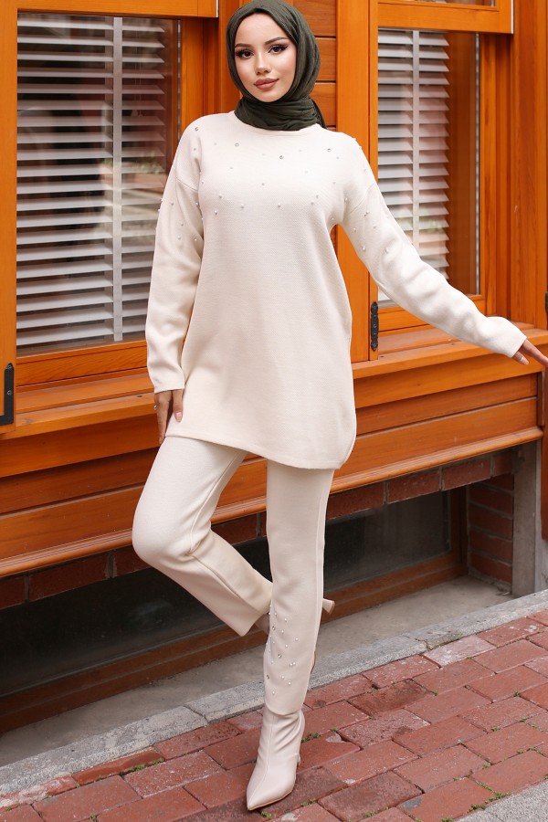 Taş Detaylı Triko Takım Ekru 6205 Taş Detaylı Triko Takım Ekru 6205