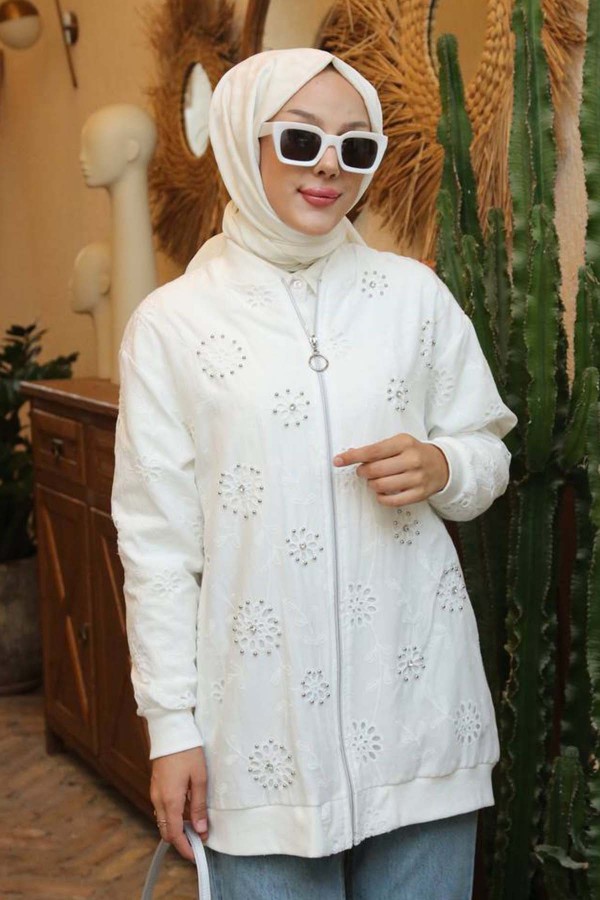 Taş İşlemeli Brode Hırka Beyaz 2000