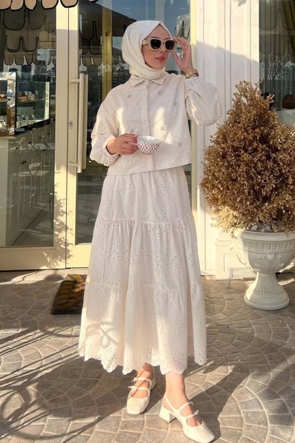 Taş Detaylı Fisto Etekli Takım Krem 1427