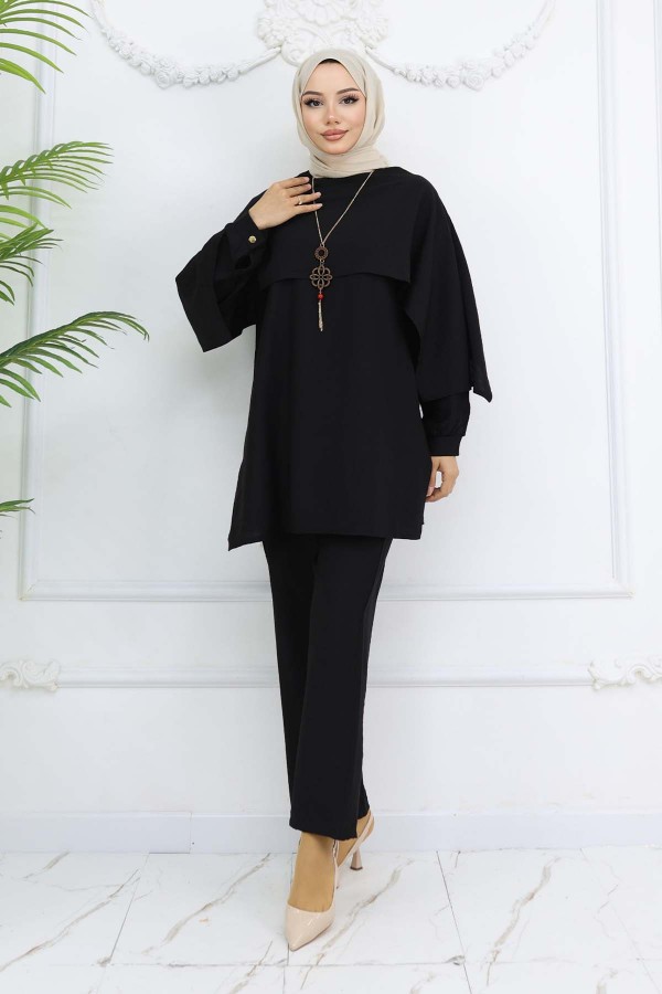 Yaka Detaylı Kolyeli Tesettür Takım Siyah 4808