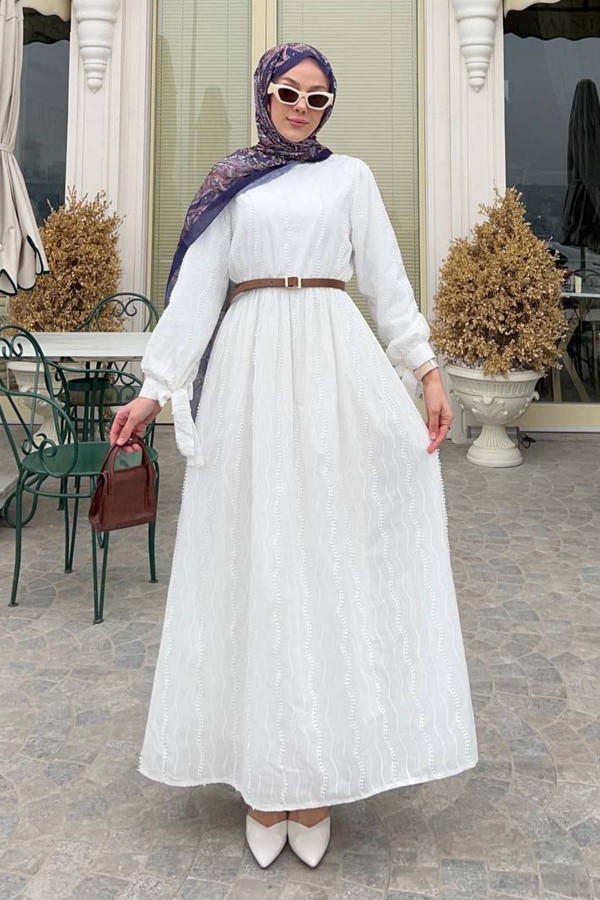 Güpür Detaylı Tesettür Elbise Beyaz 1008-1 Güpür Detaylı Tesettür Elbise Beyaz 1008-1