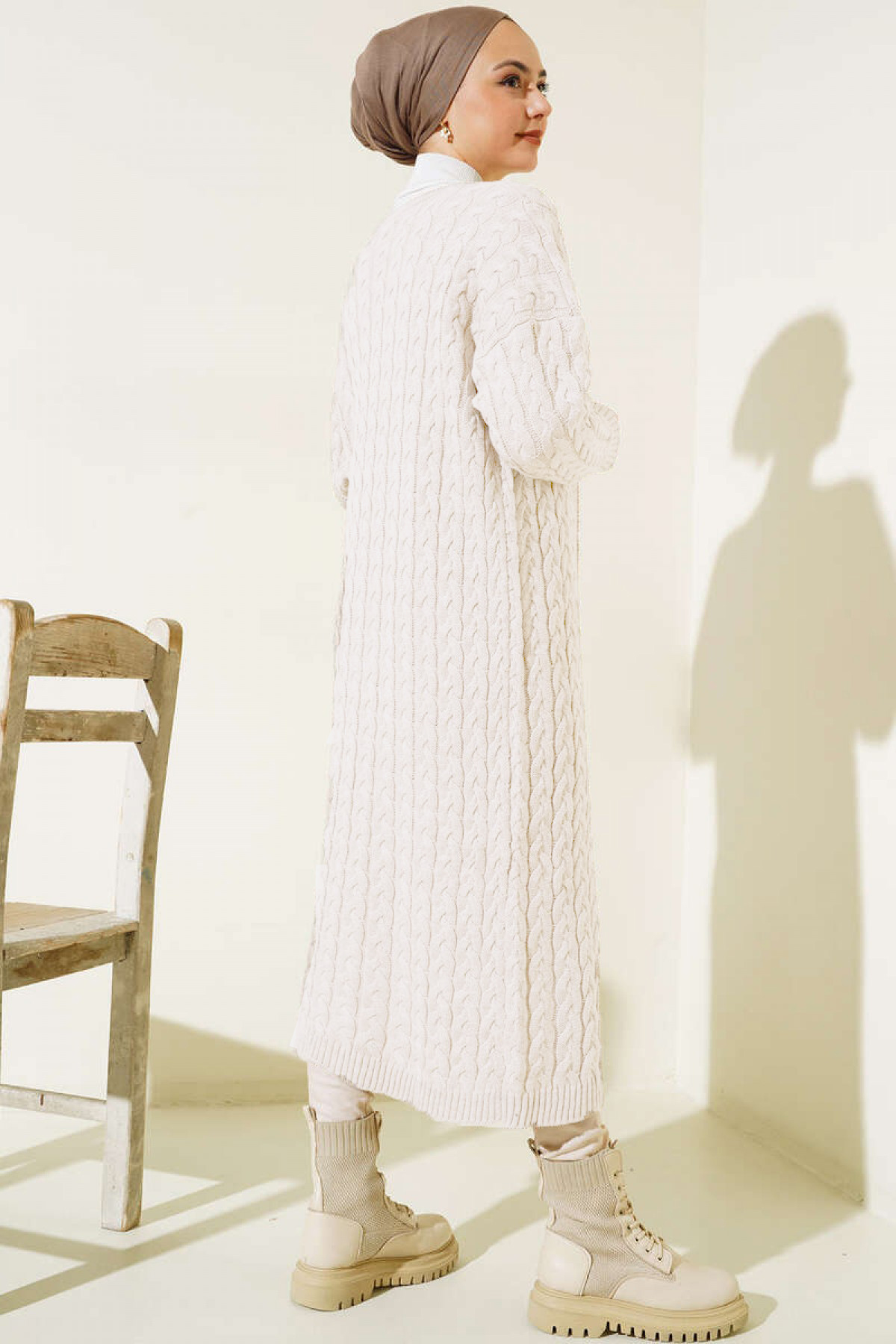  Düğmeli Uzun Triko Hırka Ekru 377